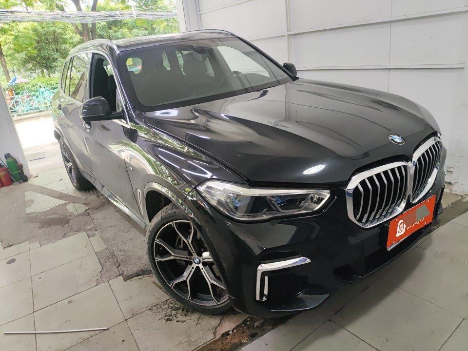 BMW X5 2022 model change xDrive 40Li M sports package 4