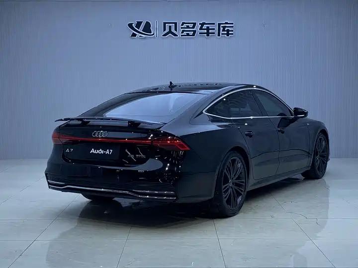 Audi A7 2023 45 TFSI Selection 13