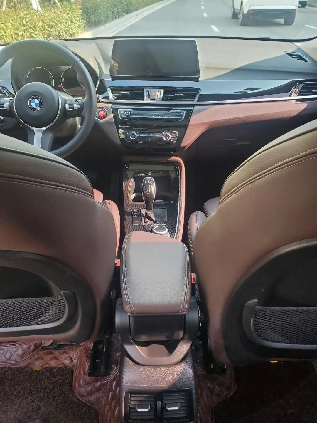 BMW X1 2020 sDrive20Li exclusive type 4