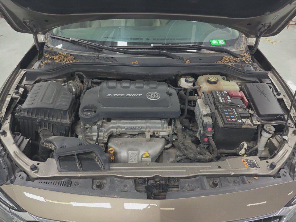 Yinglang 2021 Model 1.5L Automatic Elite 8