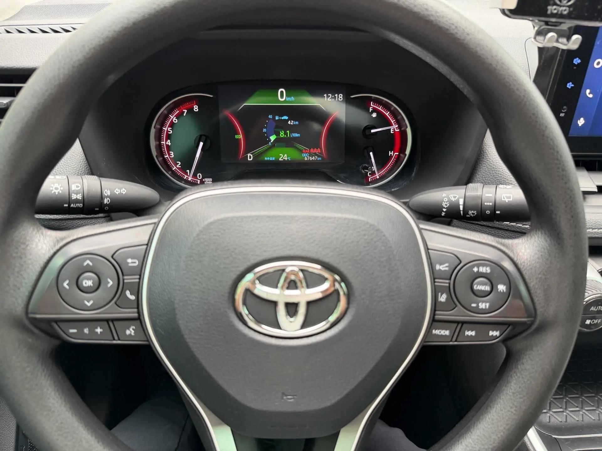 RAV4 Rongfang 2022 2.0L CVT Front-Wheel-Drive Fashion Edition 10