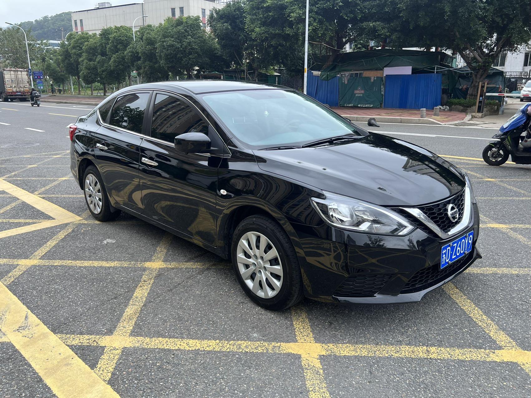 Xuanyi 2021 Classic 1.6XE CVT Comfort Edition 3