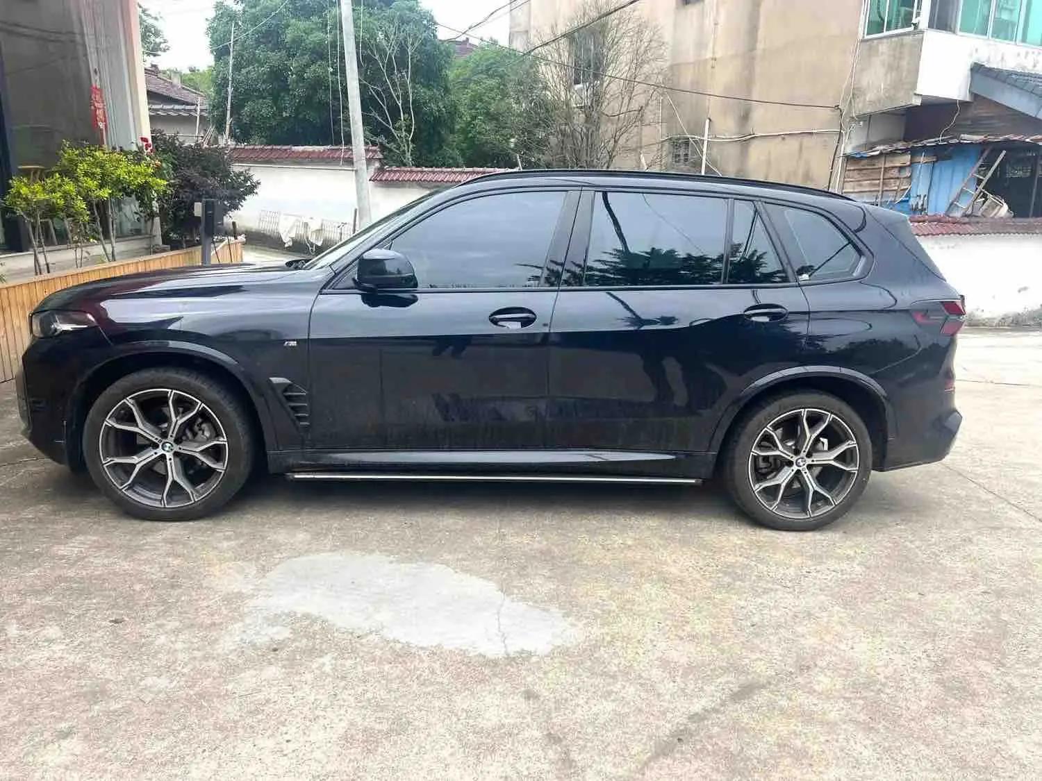 BMW 2023 X5 xDrive30Li 48V 2.0T Luxury Model M Sport Night Edition Automatic 5