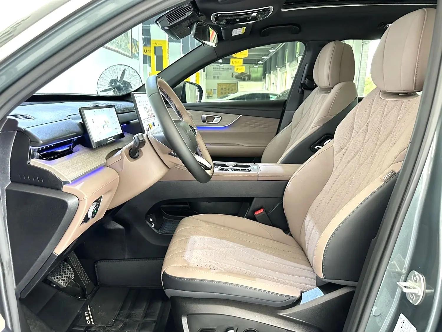 Chery 2025 Ruihu 8 PLUS 1.6TGDI 290TGDI Automatic Gear 3