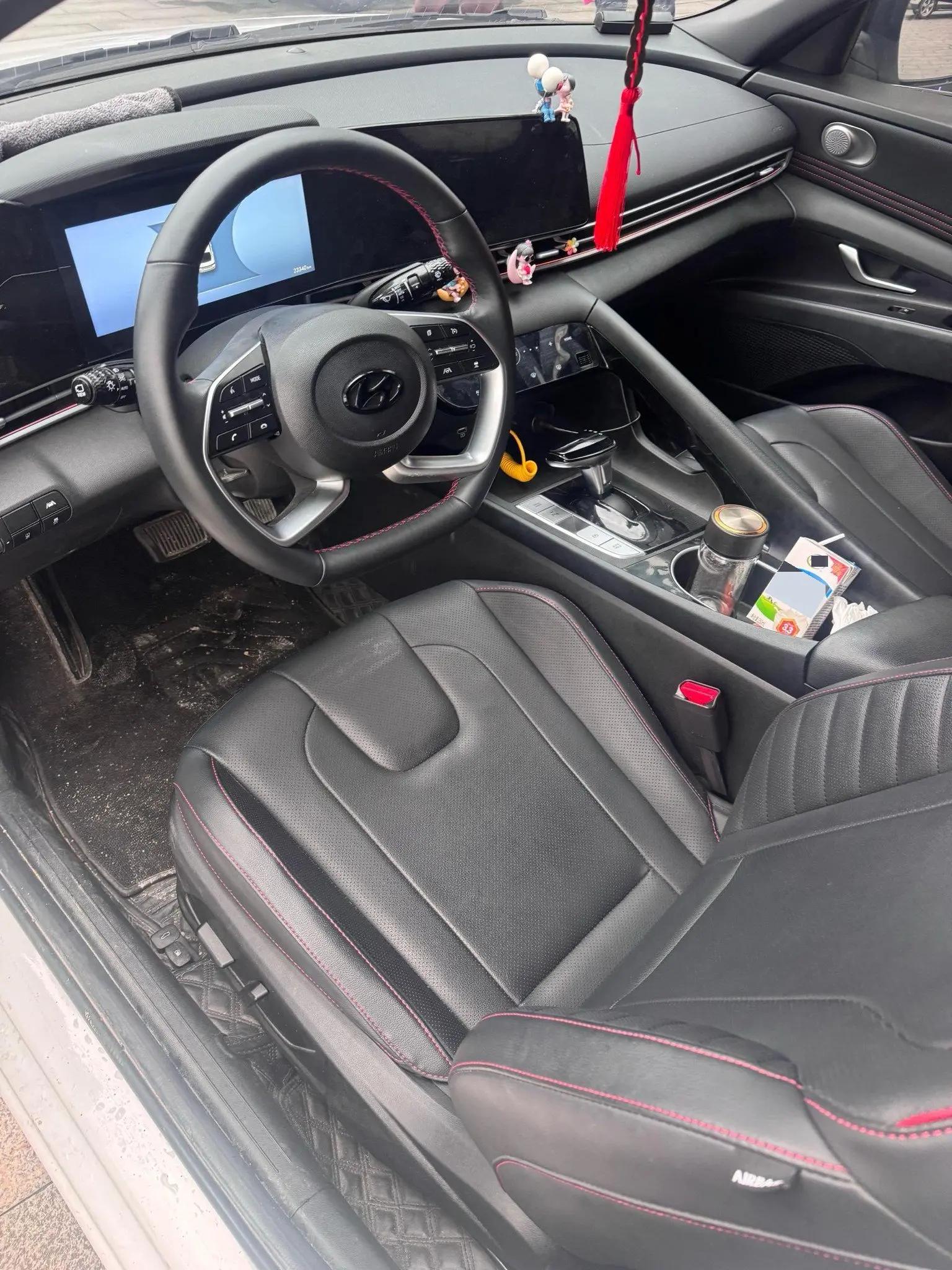 Elantra 2022 1.5L CVT 20th Anniversary 5