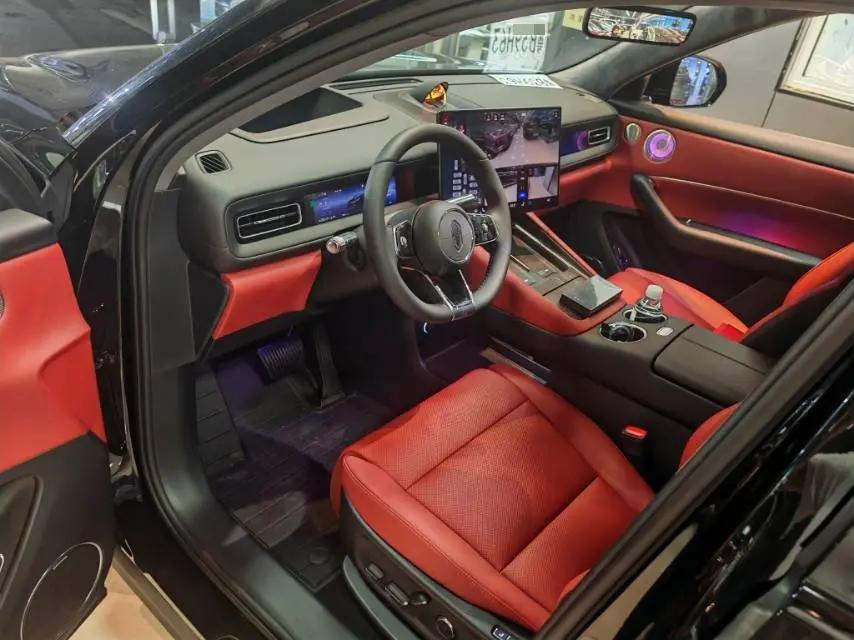 AITO 2026 AITO M6 Max 4WD Edition Automatic Gear 5