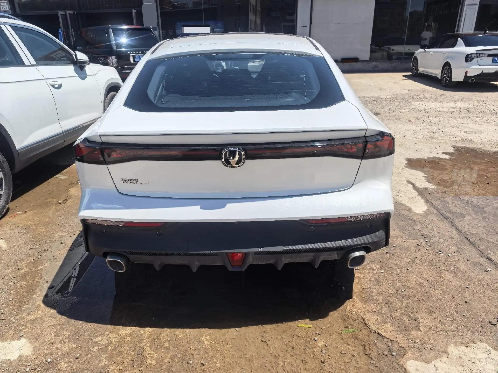 ChangAn 2024 UNI-V 1.5T High Energy Edition Automatic Gear 5