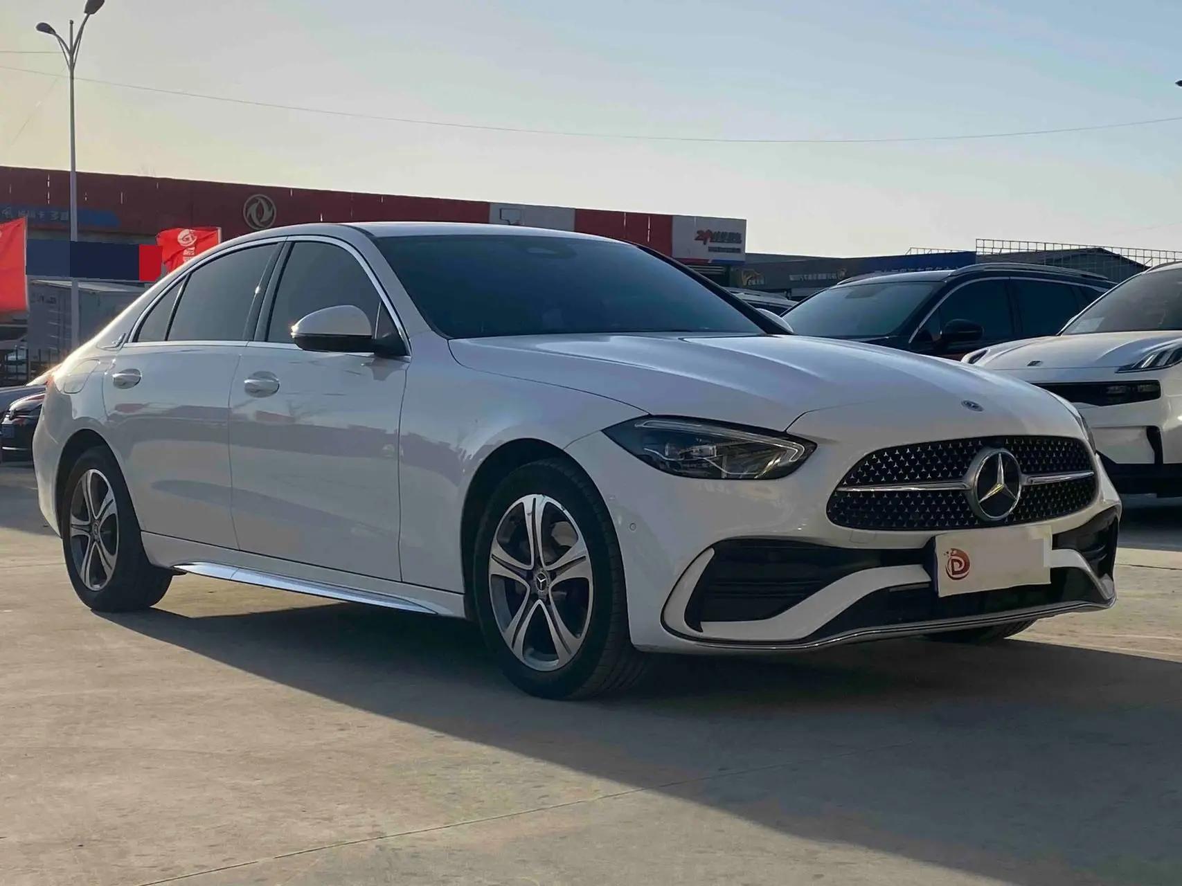 Mercedes Benz C- Class 2022 Model Facelift C 200 L Sport Version 3