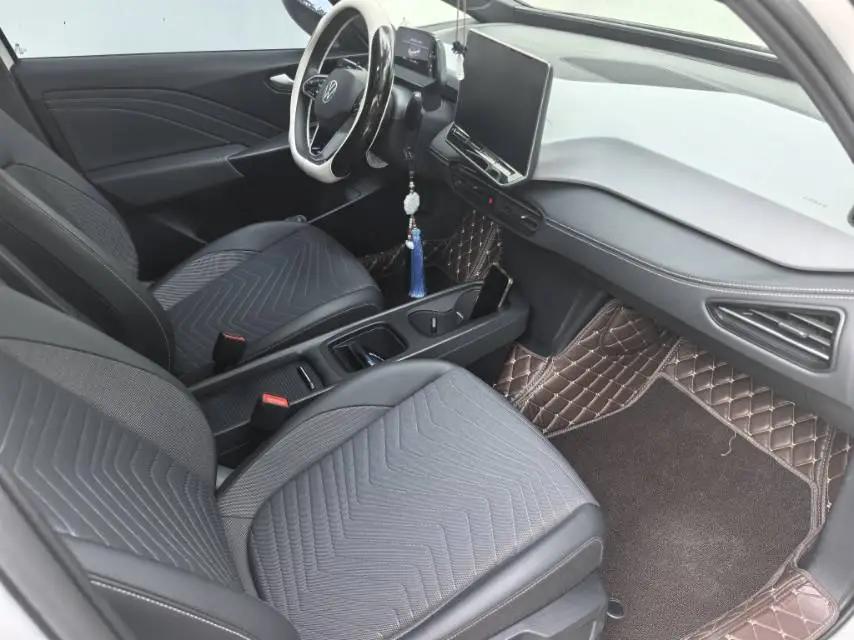 Volkswagen 2025 ID. 3 Smart Model, Pure Intelligence Edition, Automatic Transmission 7