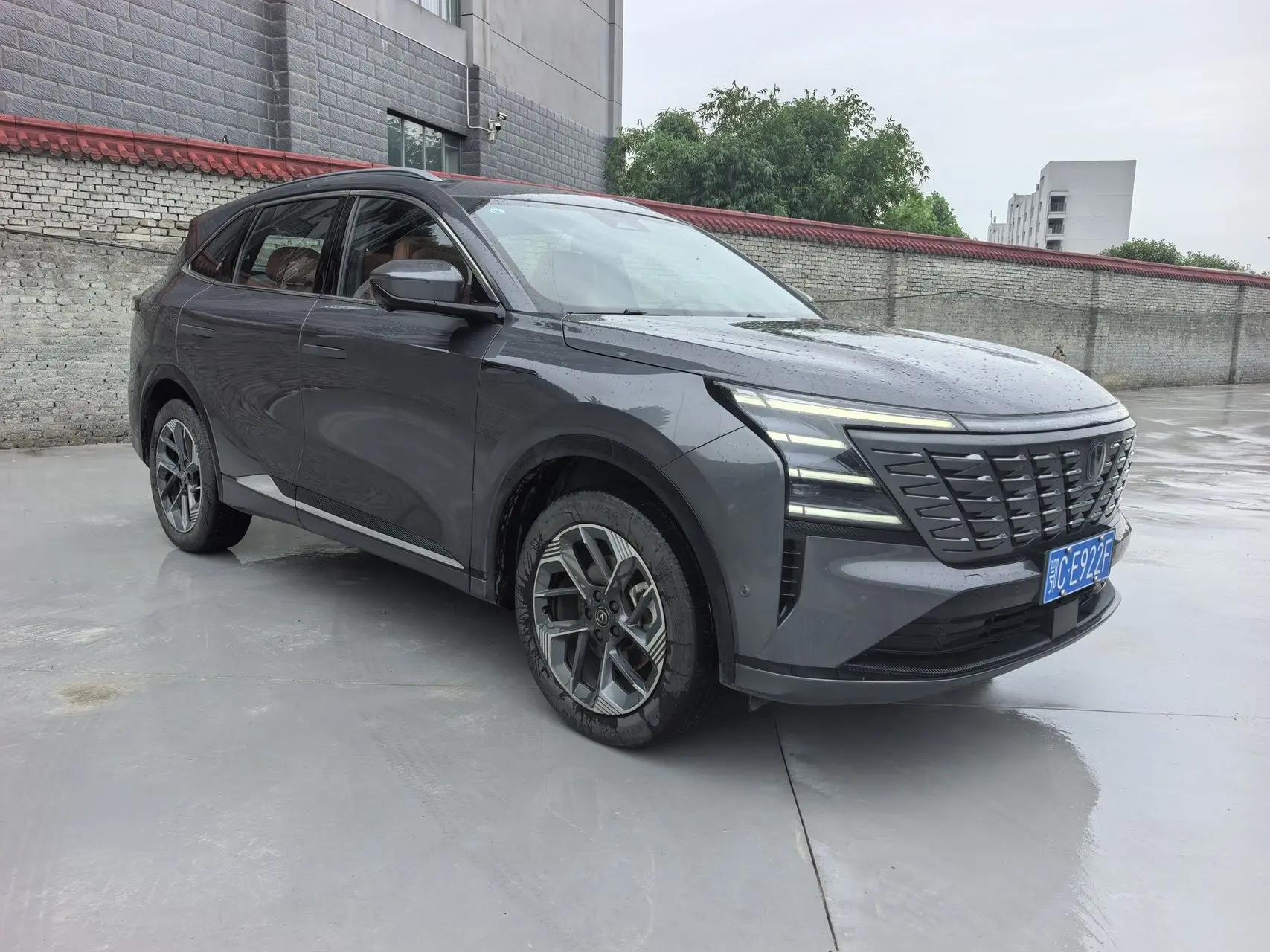 ChangAn 2025 CS75 PLUS 1.5T New Blue Whale Flagship Model Automatic 3