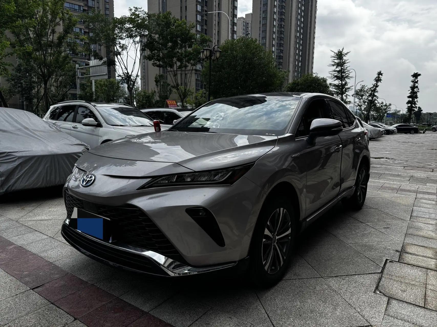 Открыть галерею: Toyota 2023 Weisa Dual Engine 2.5 Stepless Intelligent Electric Hybrid Two-Drive Deluxe Automatic Gear