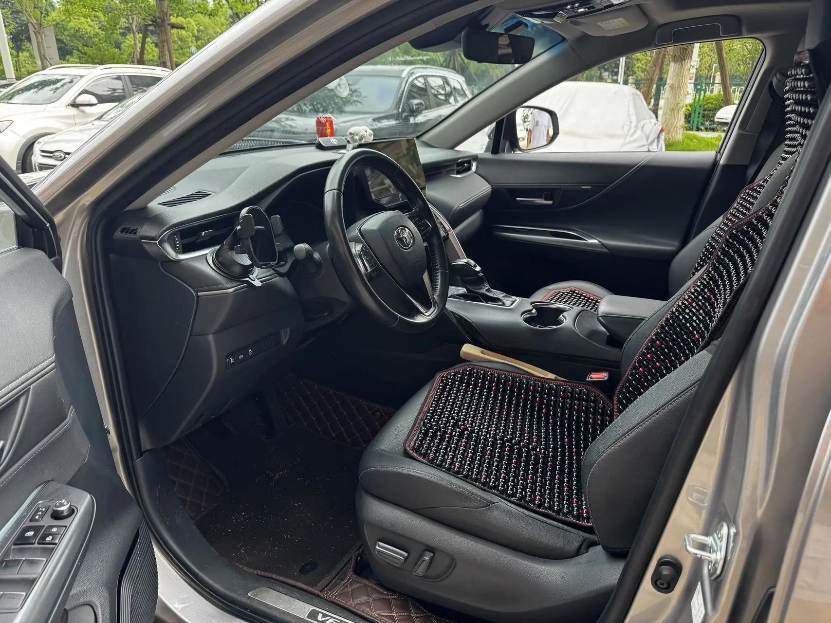 Toyota 2023 Weisa Dual Engine 2.5 Stepless Intelligent Electric Hybrid Two-Drive Deluxe Automatic Gear 2