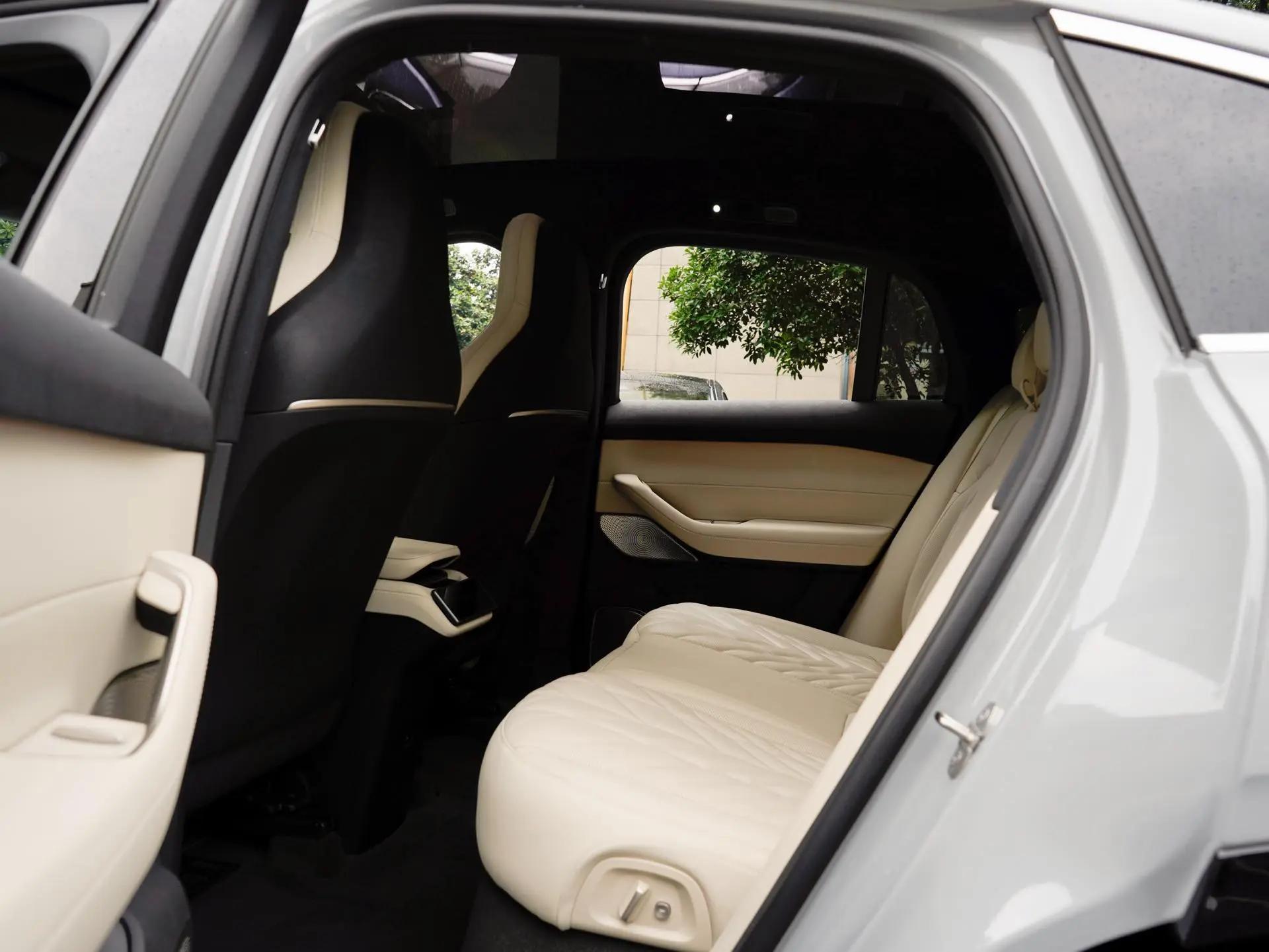NIO 2025 EC6 75kWh automatic transmission 15