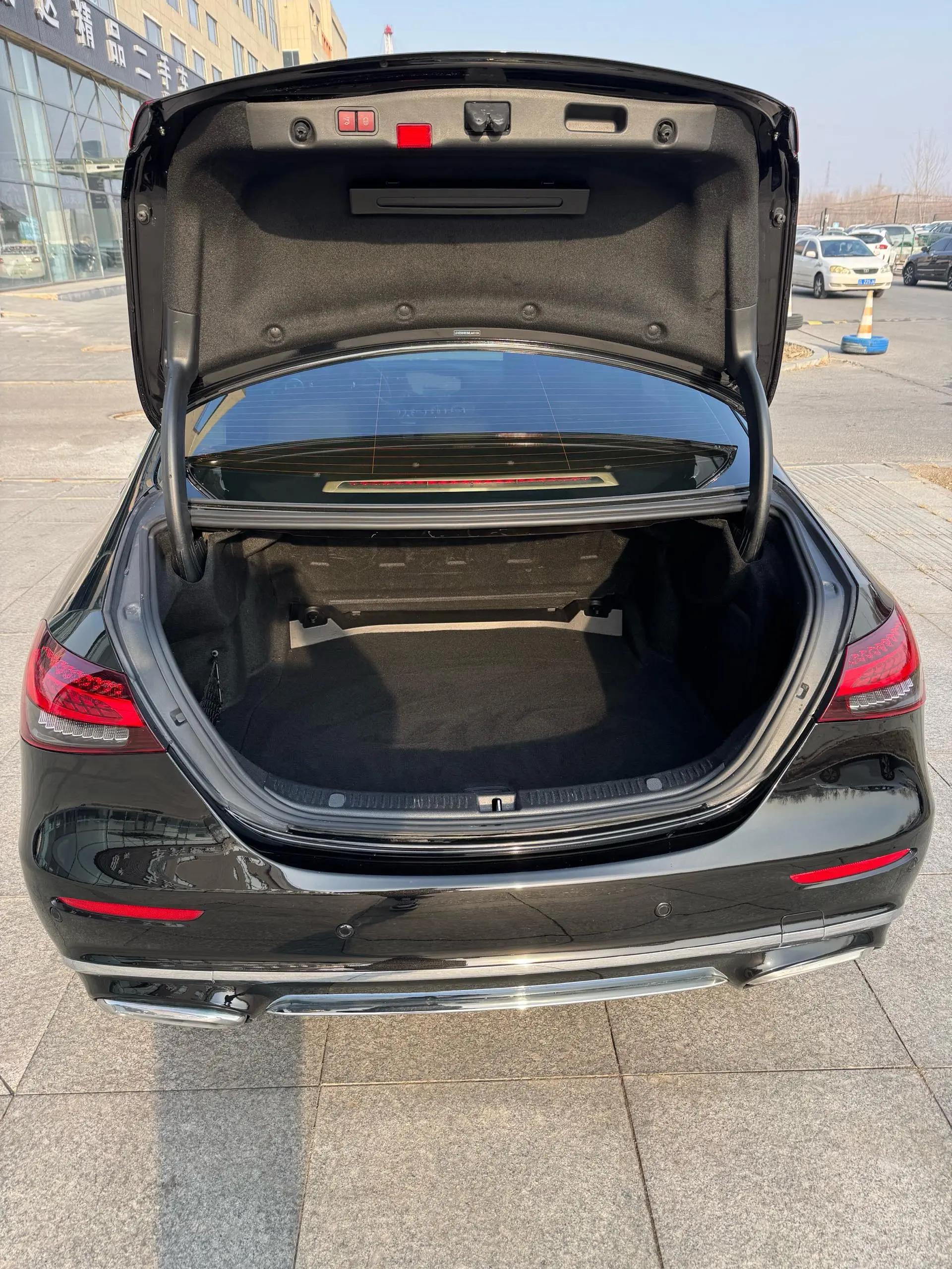 Mercedes Benz Class E 2021 to E 260 L 8