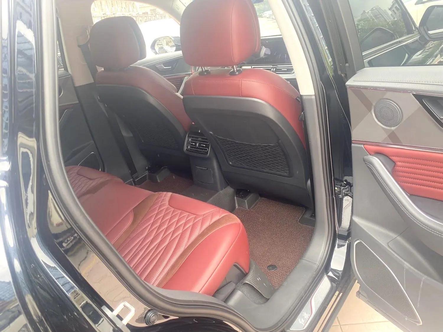 HongQi 2025 HS5 2.0T Two-Drive Flag Enjoy Pro Edition Automatic Gear 5