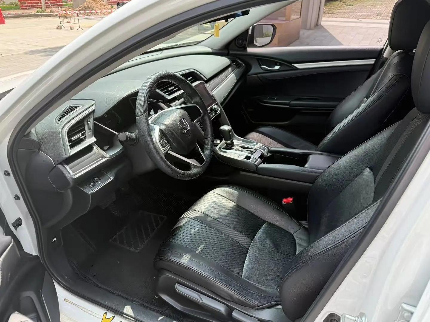 Civic 2019 220TURBO CVT Dynamic Edition National V 4