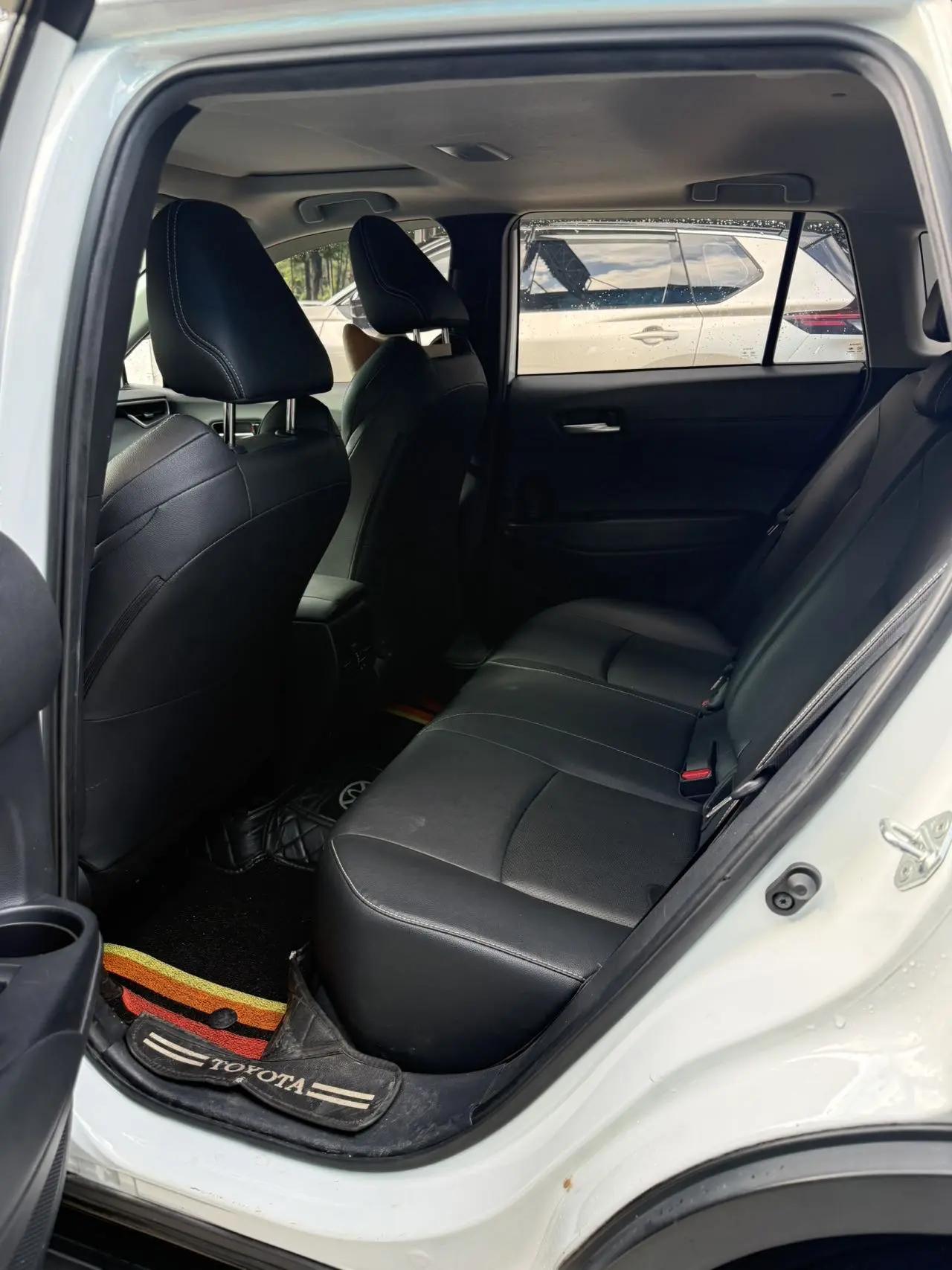 Toyota 2023 Frontlander 2.0 CVT Luxury Edition Automatic 4
