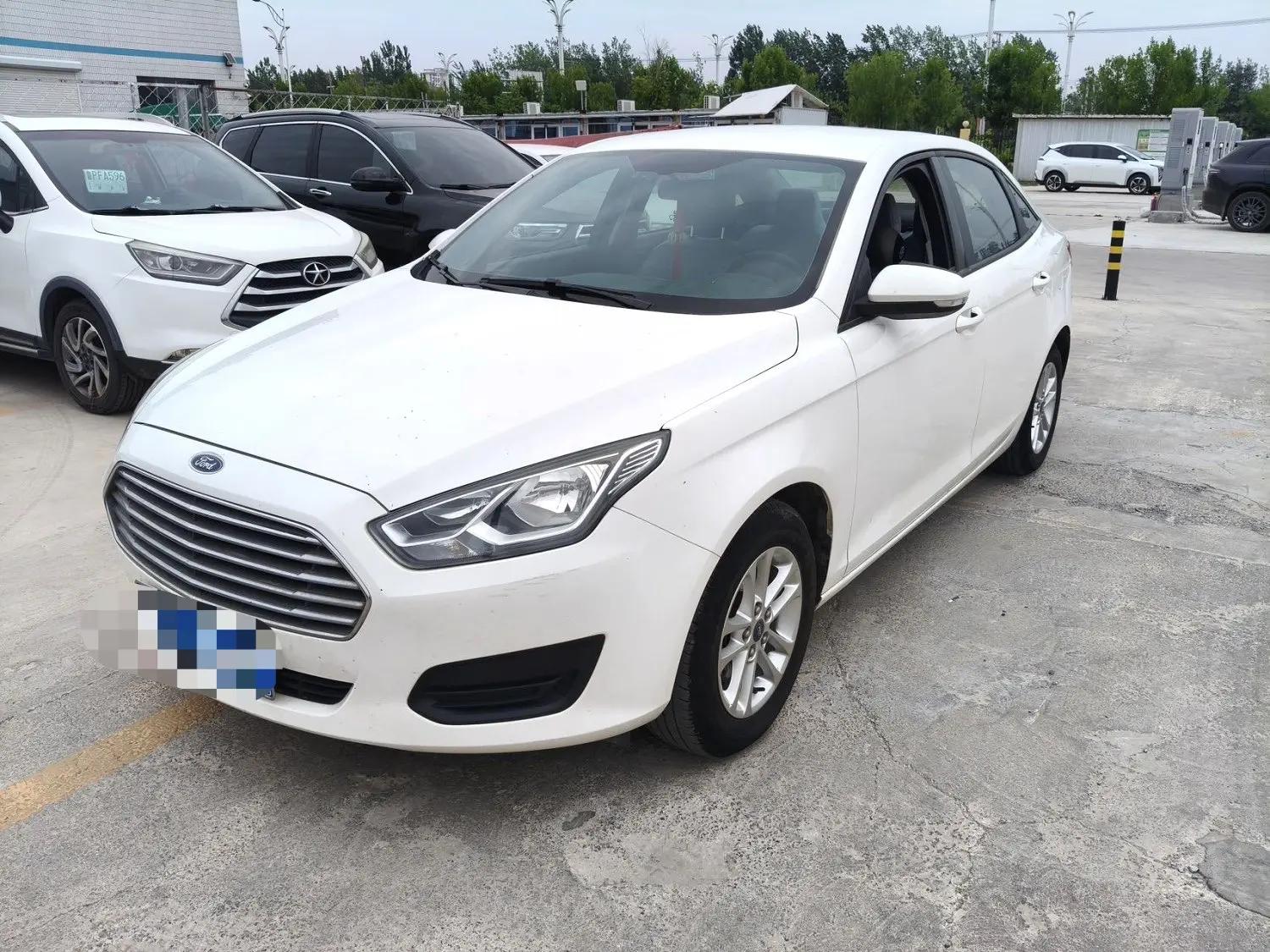 Forrest 2019 to 1.5L Automatic Quality (Tire Pressure Monitoring) Country VI