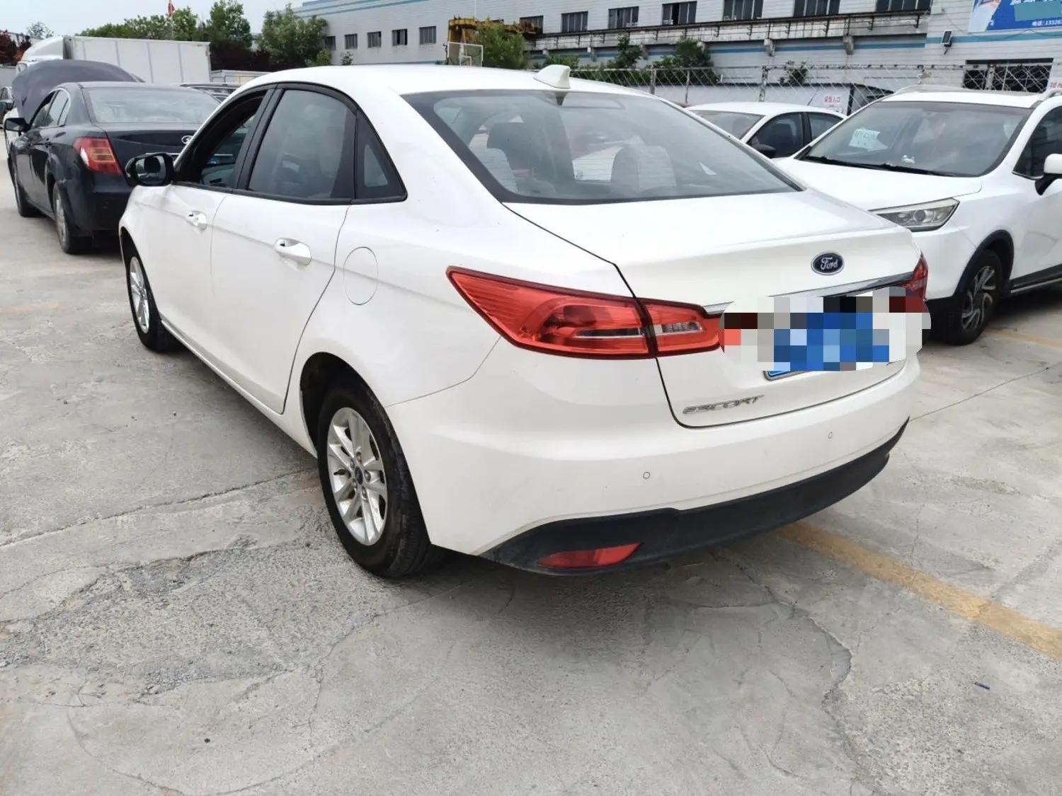 Forrest 2019 to 1.5L Automatic Quality (Tire Pressure Monitoring) Country VI 5