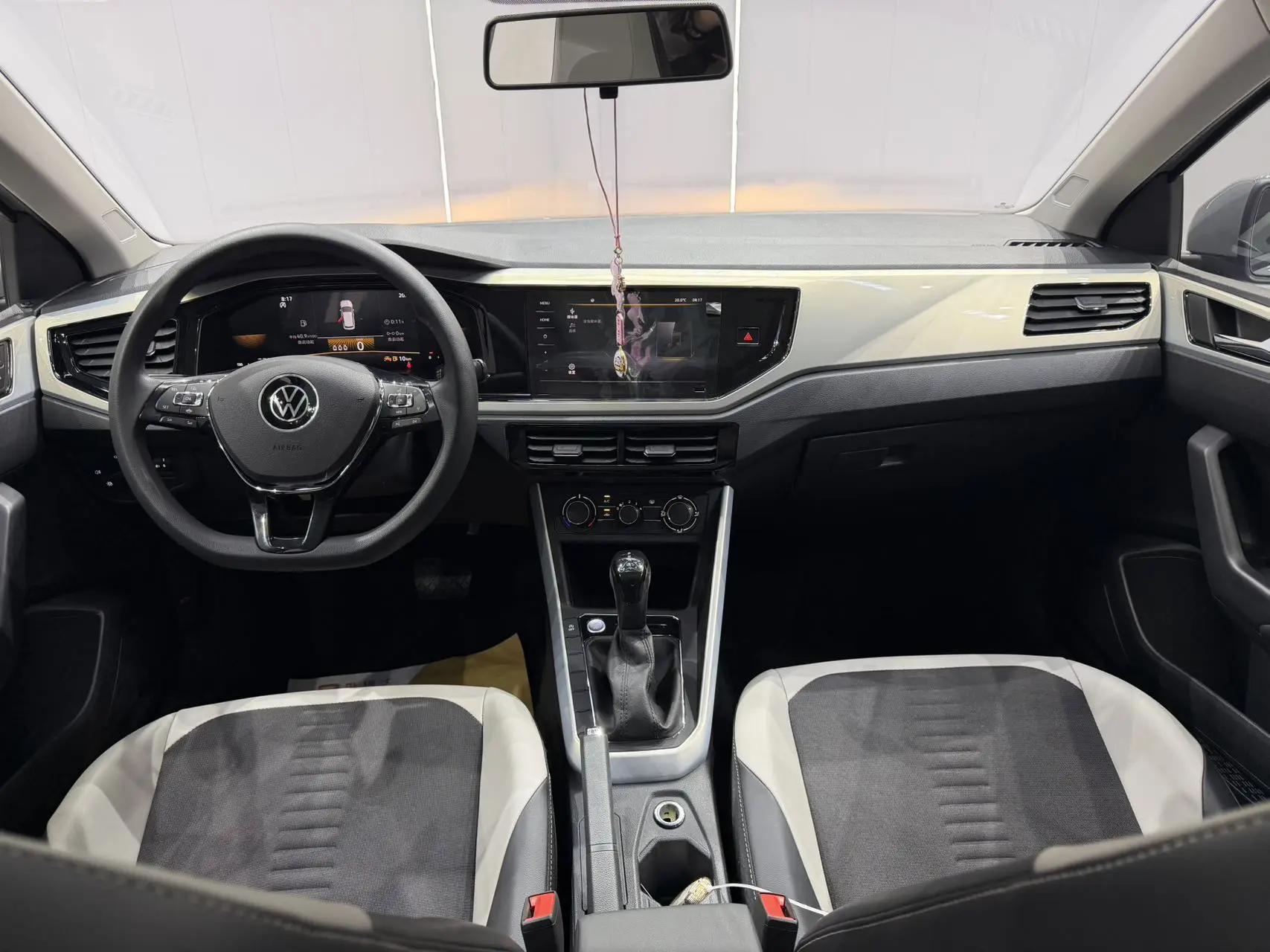 Volkswagen 2023 POLO Plus 1.5 Colorful Tech Edition Automatic 12