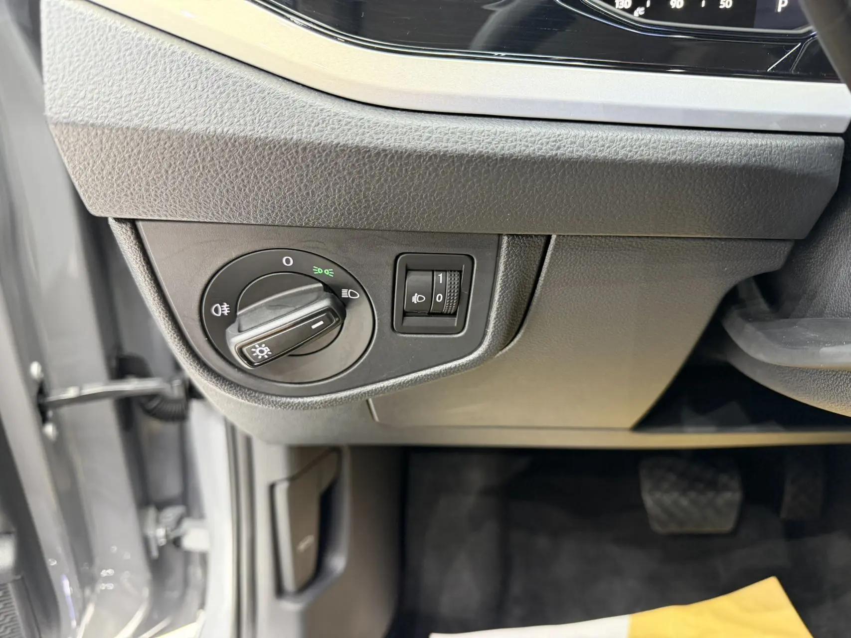 Volkswagen 2023 POLO Plus 1.5 Colorful Tech Edition Automatic 9