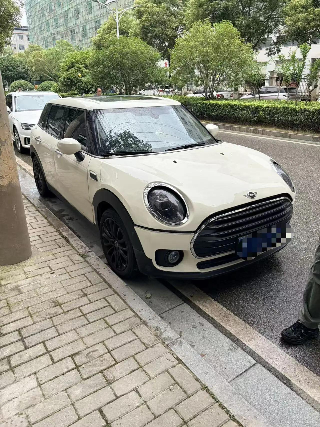 MINI CLUBMAN 2021 1.5T ONE 2