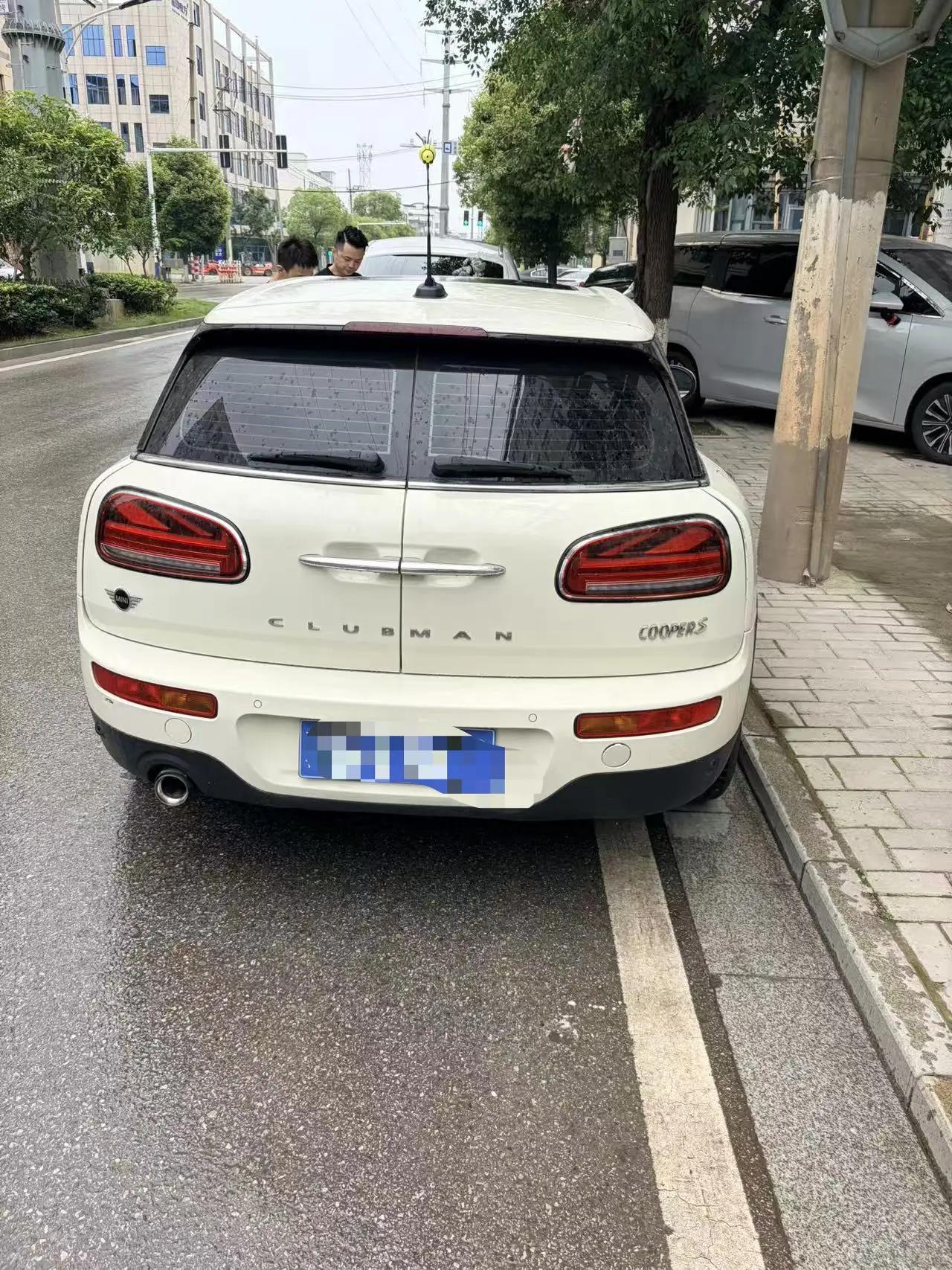 MINI CLUBMAN 2021 1.5T ONE 4