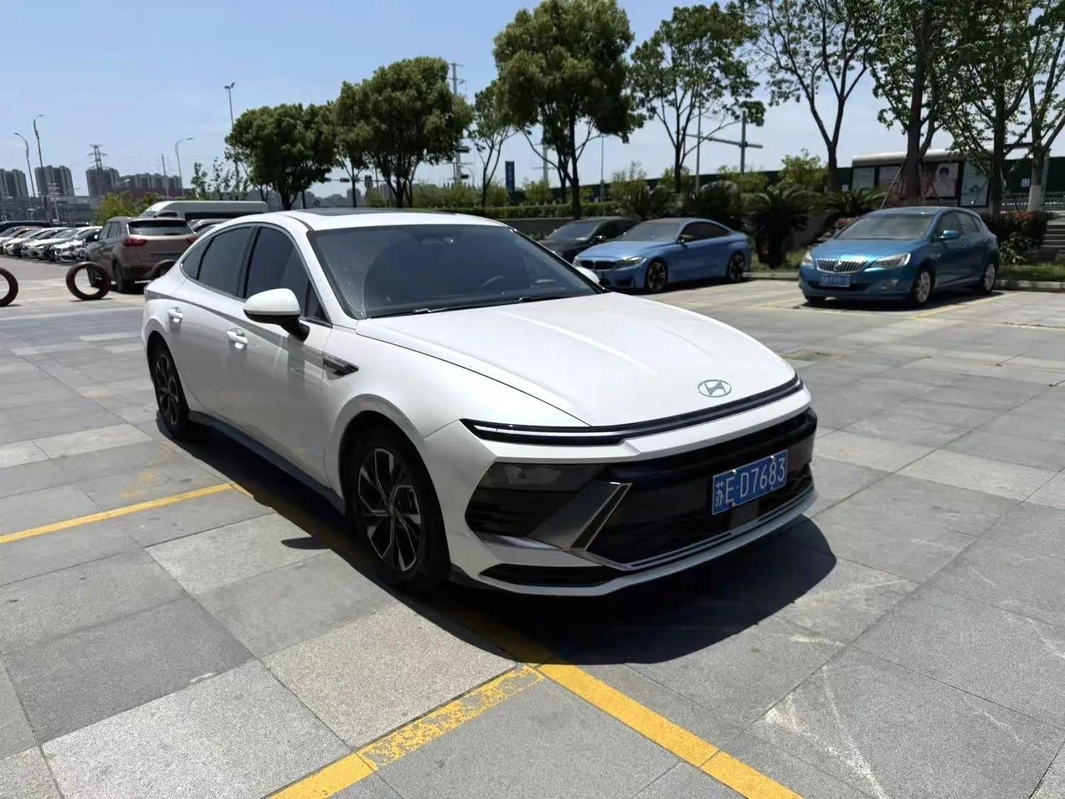 Hyundai 2024 11th Generation Sonata 1.5T Pro Automatic 3