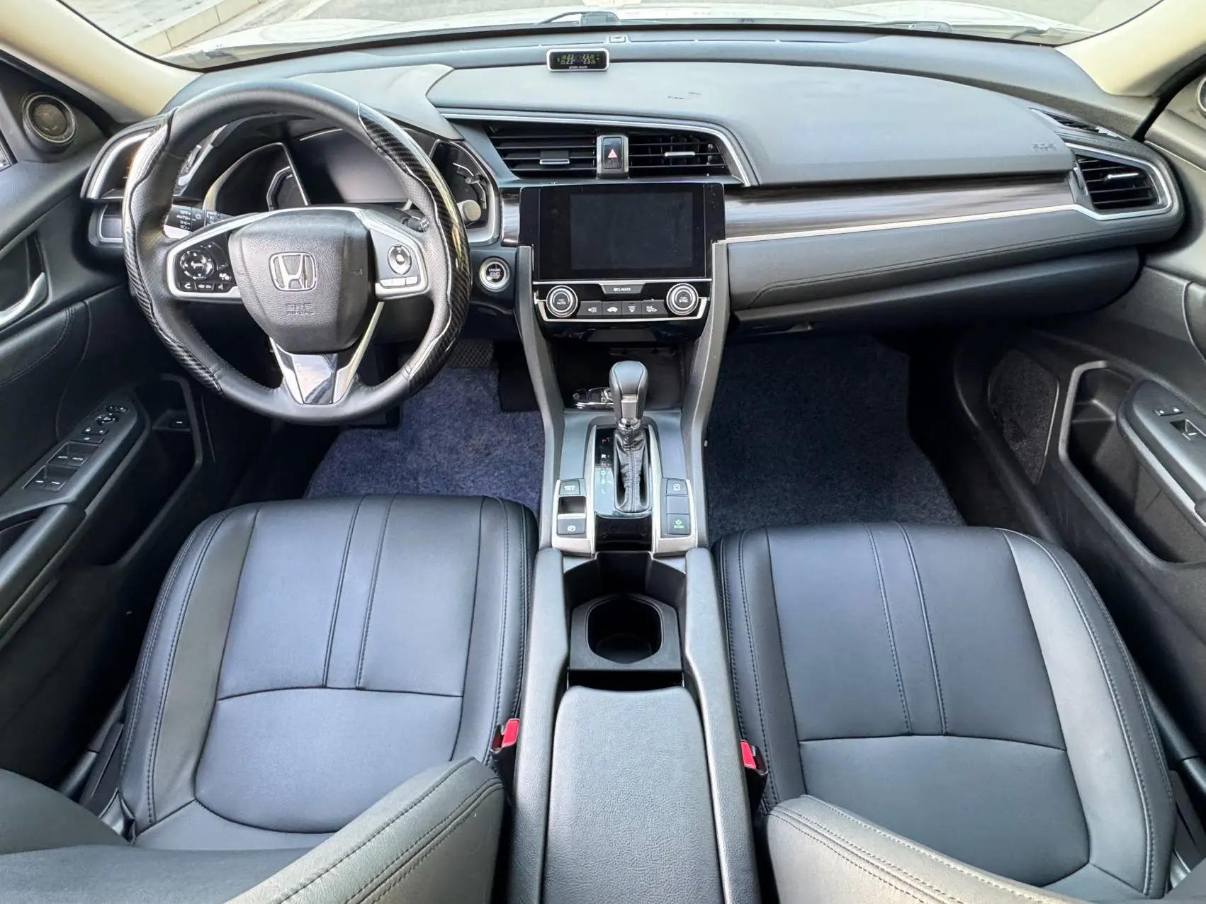 Civic 2019 220TURBO CVT Dynamic Edition National V 13