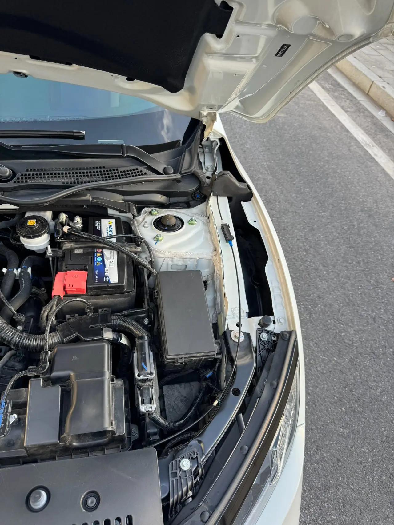 Civic 2019 220TURBO CVT Dynamic Edition National V 16