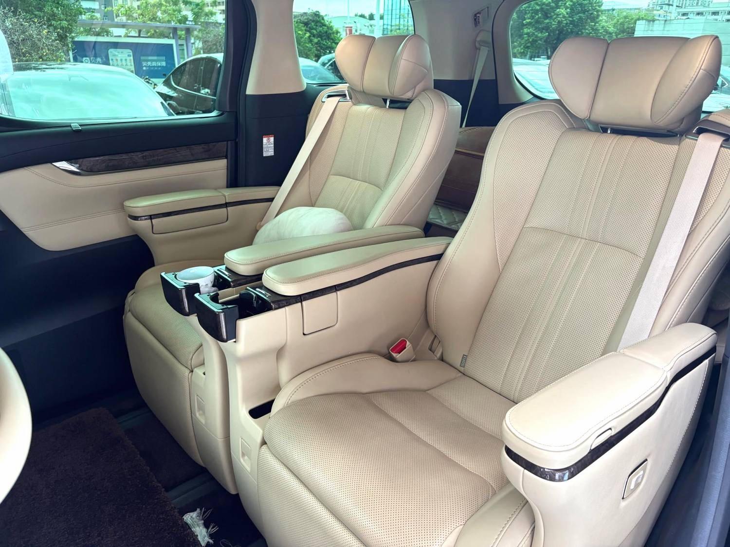 Alphard 2021 Dual-Engine 2.5L Prestige Edition 4