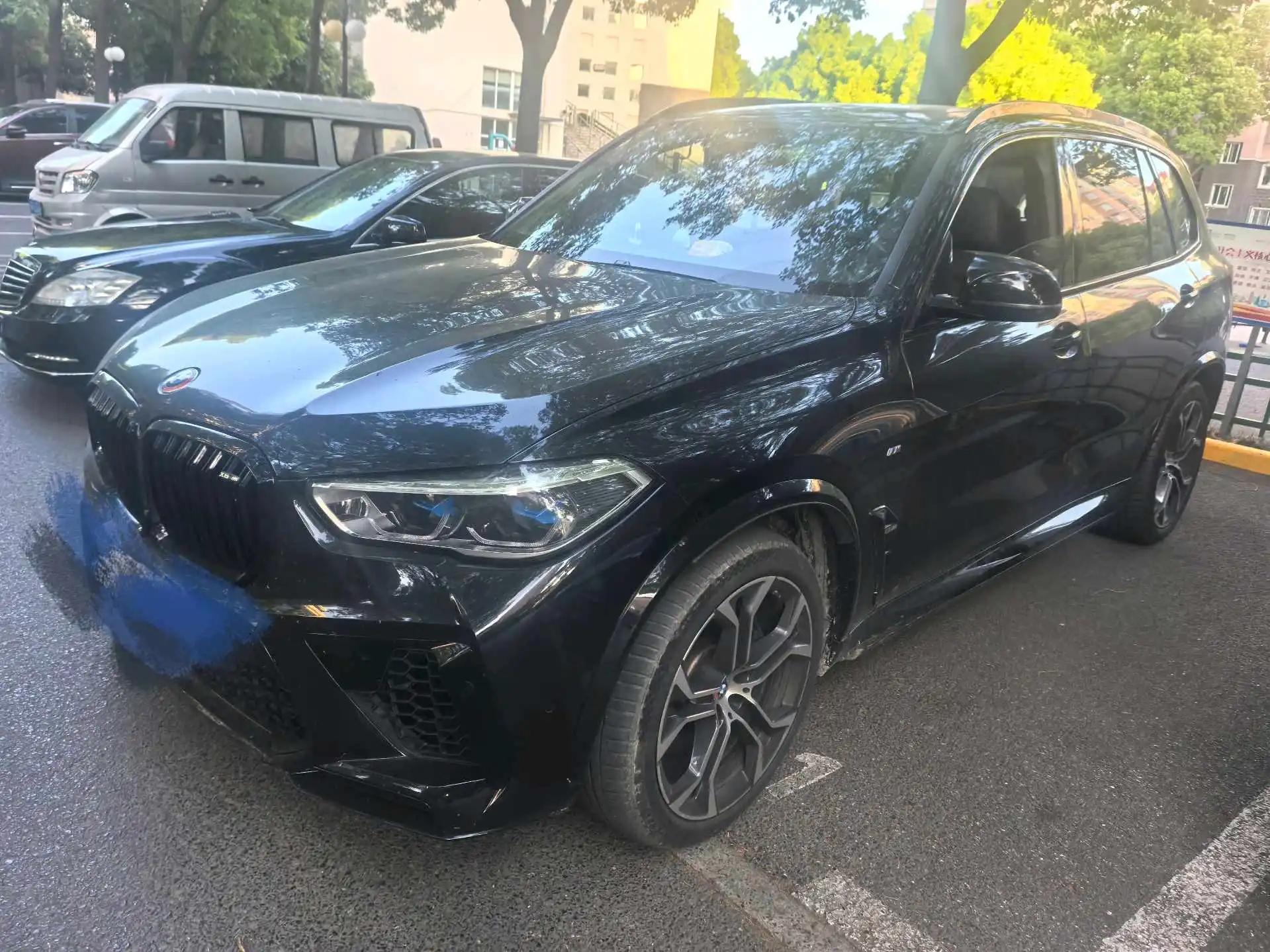 BMW X5 2022 xDrive 40Li exclusive m sports suit