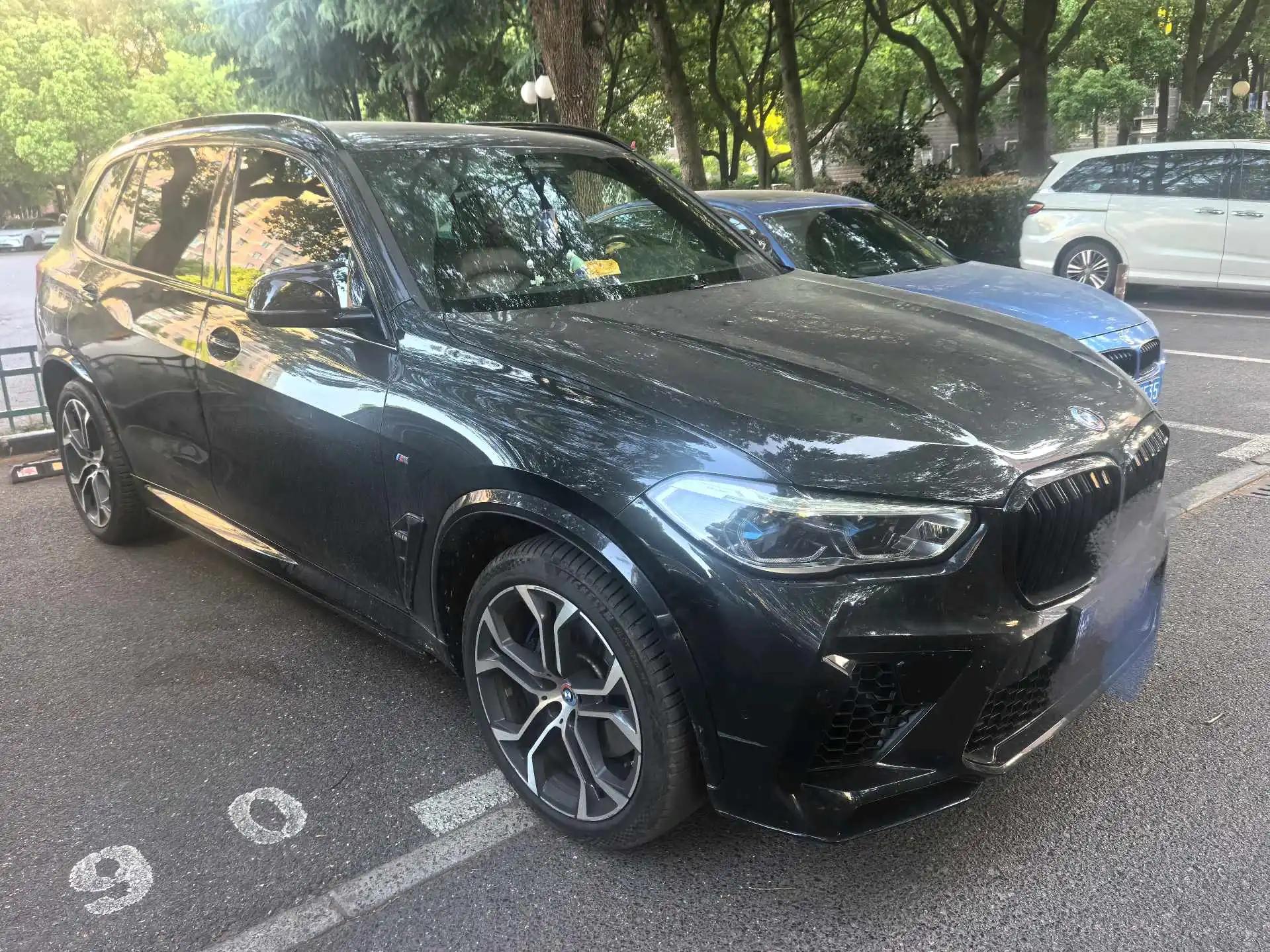BMW X5 2022 xDrive 40Li exclusive m sports suit 2