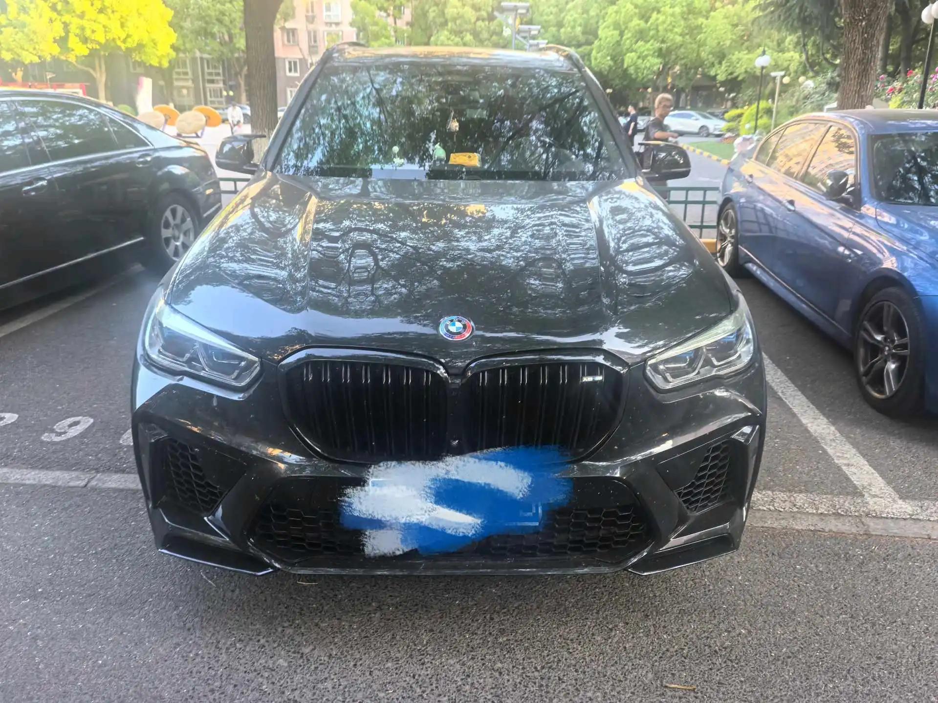 BMW X5 2022 xDrive 40Li exclusive m sports suit 3
