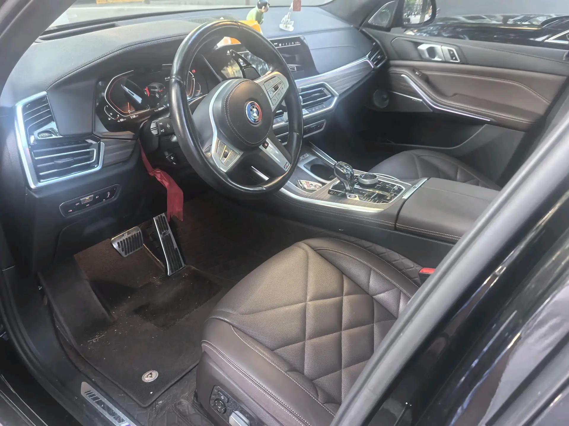 BMW X5 2022 xDrive 40Li exclusive m sports suit 4