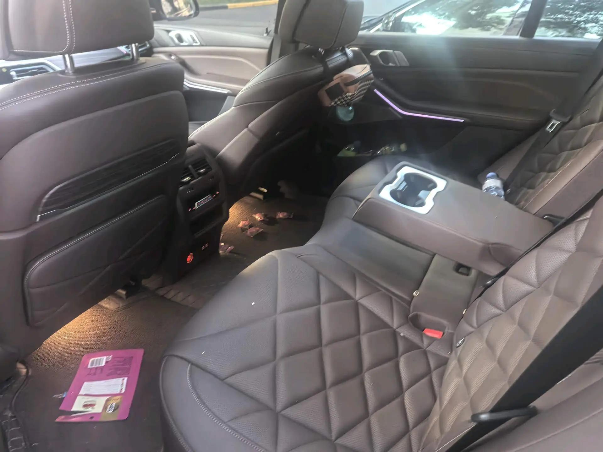 BMW X5 2022 xDrive 40Li exclusive m sports suit 5