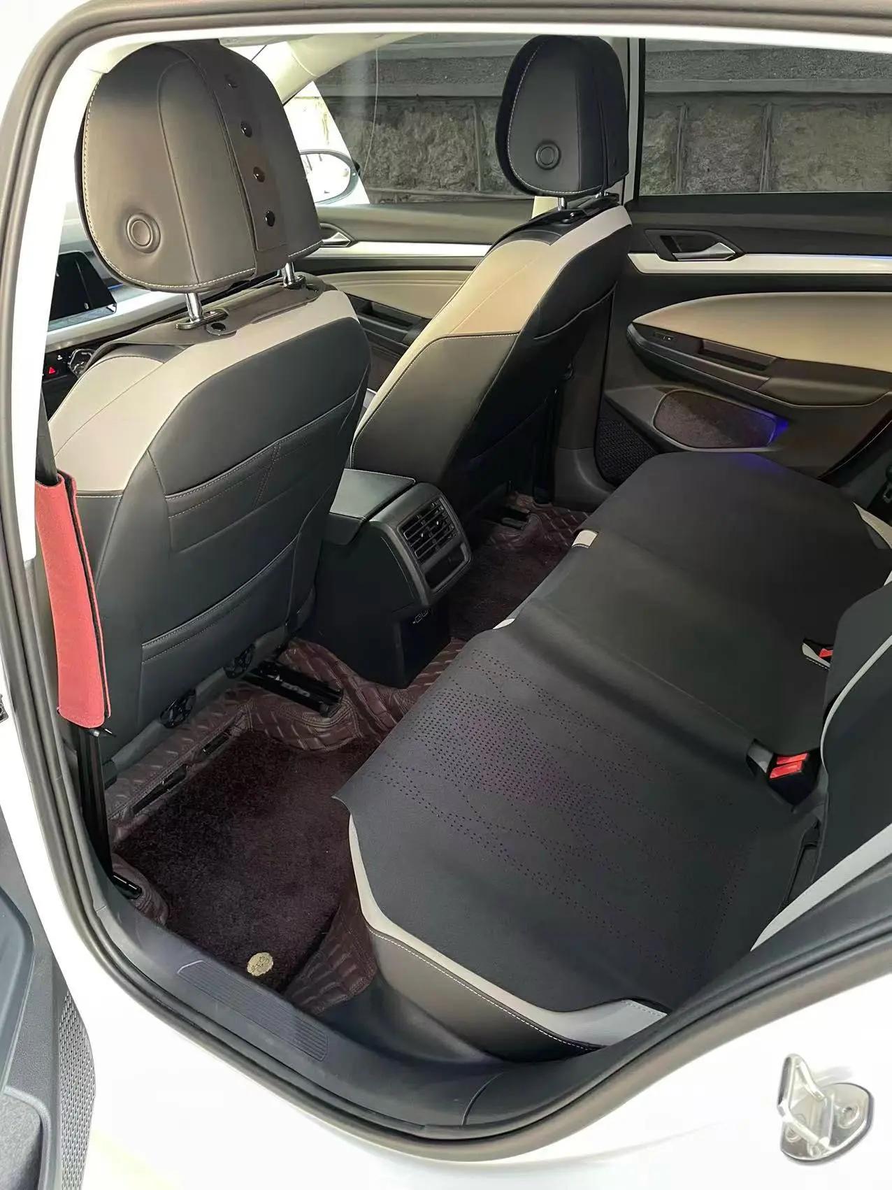 Volkswagen 2023 Golf 8 PRO 1.4TSI 280TSI Automatic 5