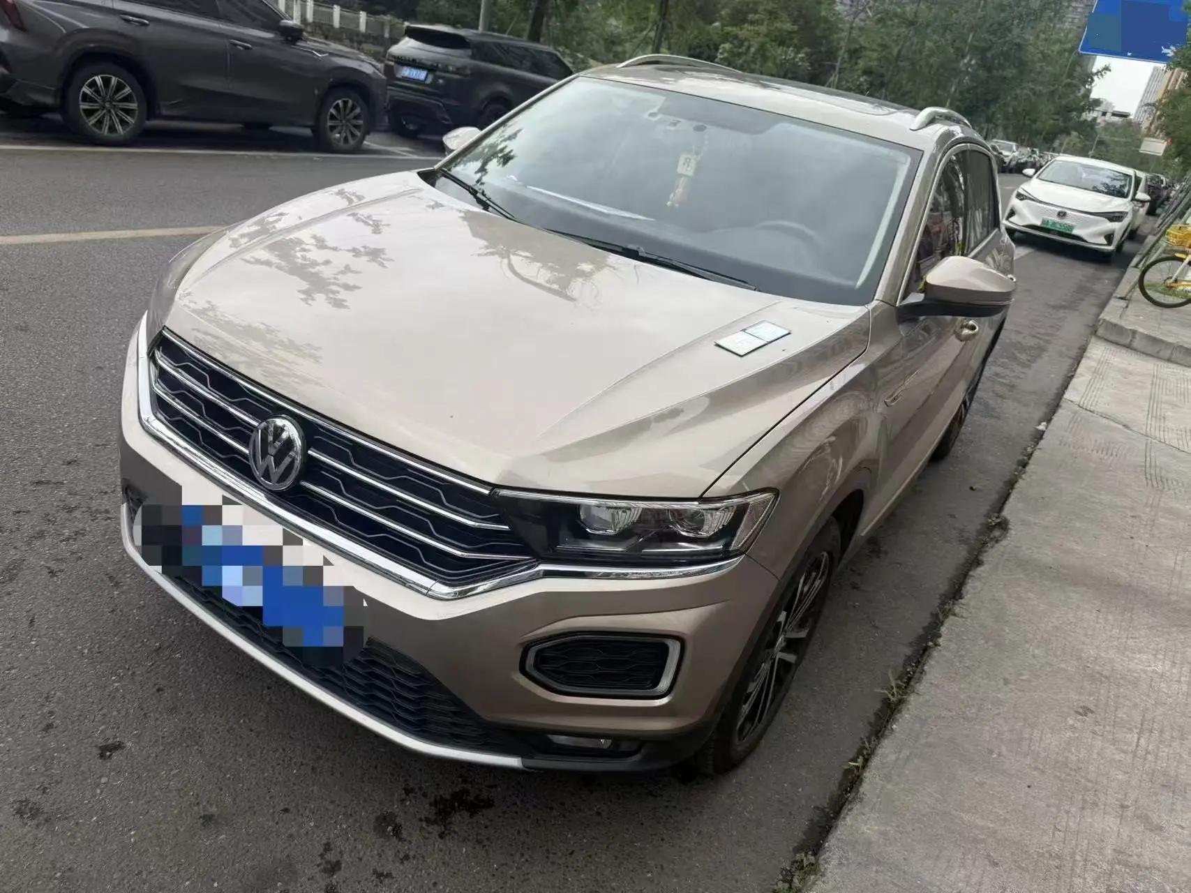 Open image lightbox: T-ROC Tange 2019 280TSI DSG Two-Drive R-Line