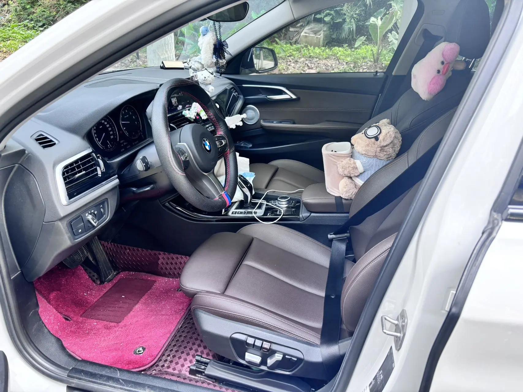 BMW 1 Series 2021 Changed to 120i M Sports Obsidian Night Edition 2