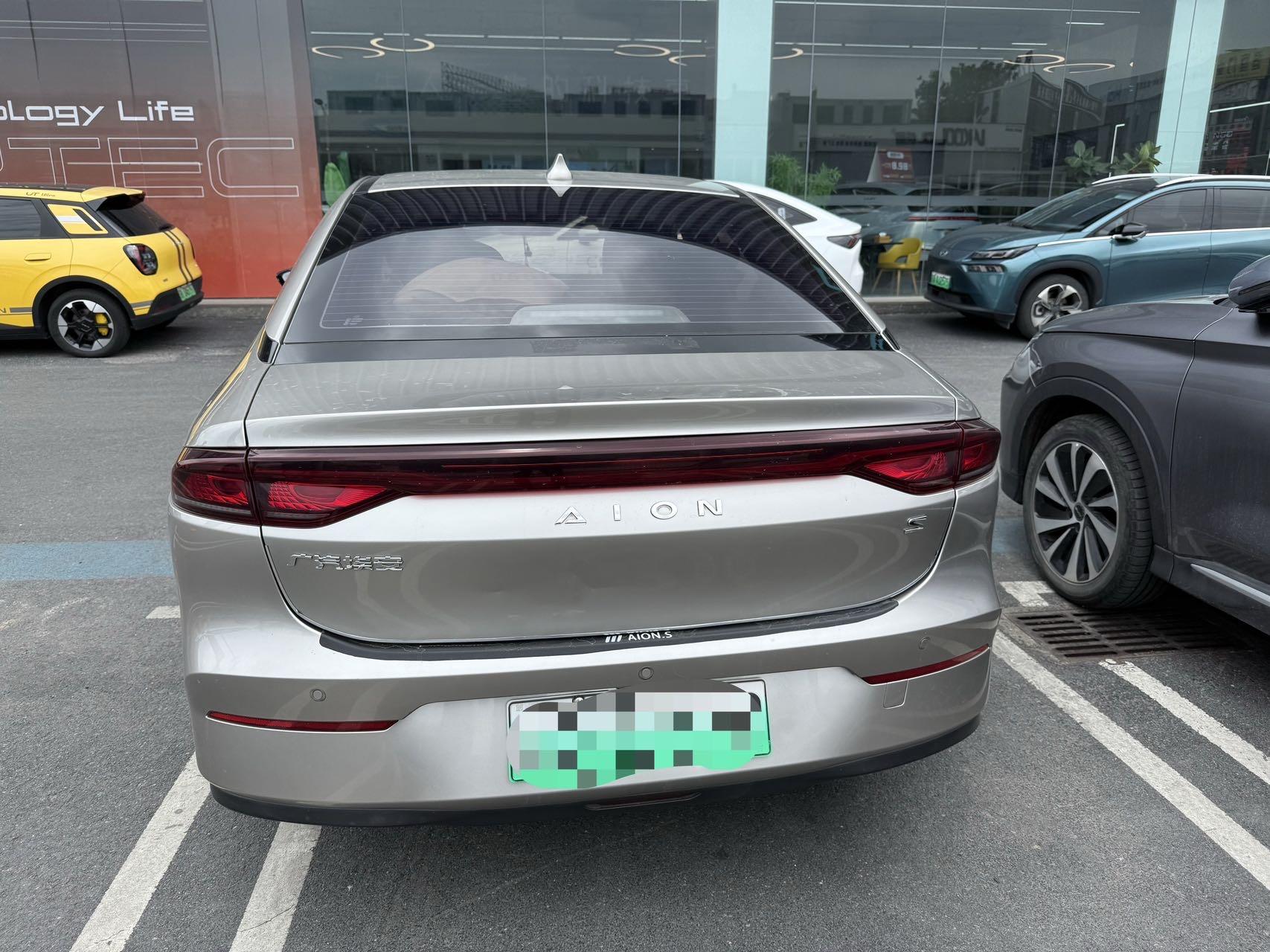 AION S 2022 580 6