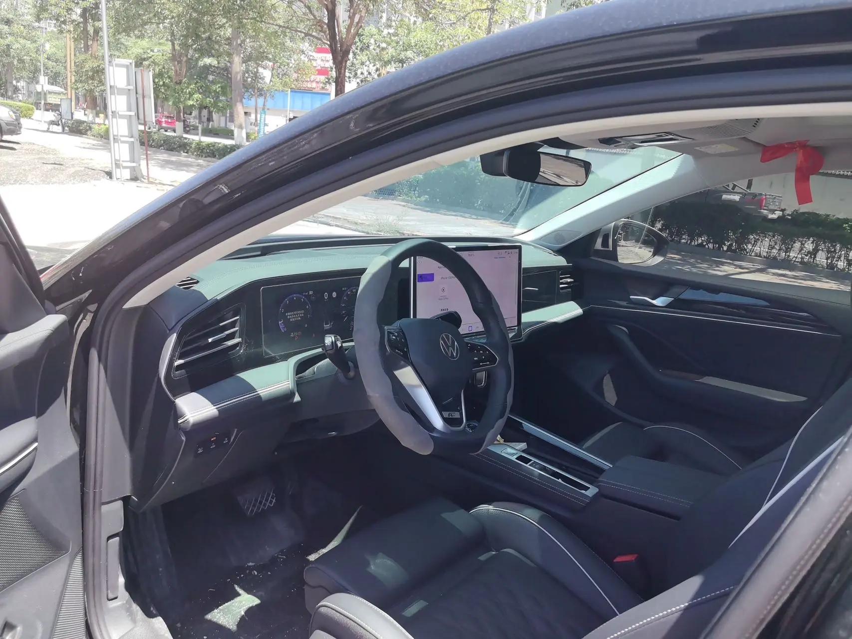 Volkswagen 2024 Magotan 2.0TSI 380TSI Premium Edition Da Mai Bag Automatic Gear 6