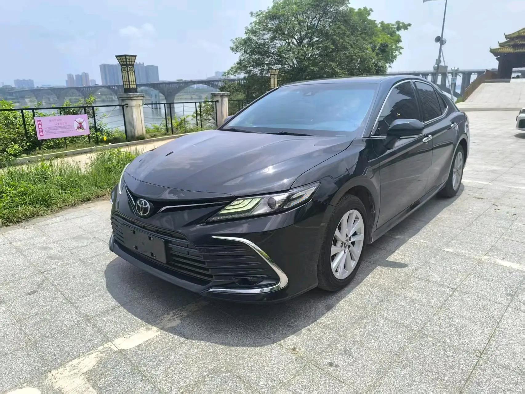 Camry 2021 2.0G Deluxe Edition