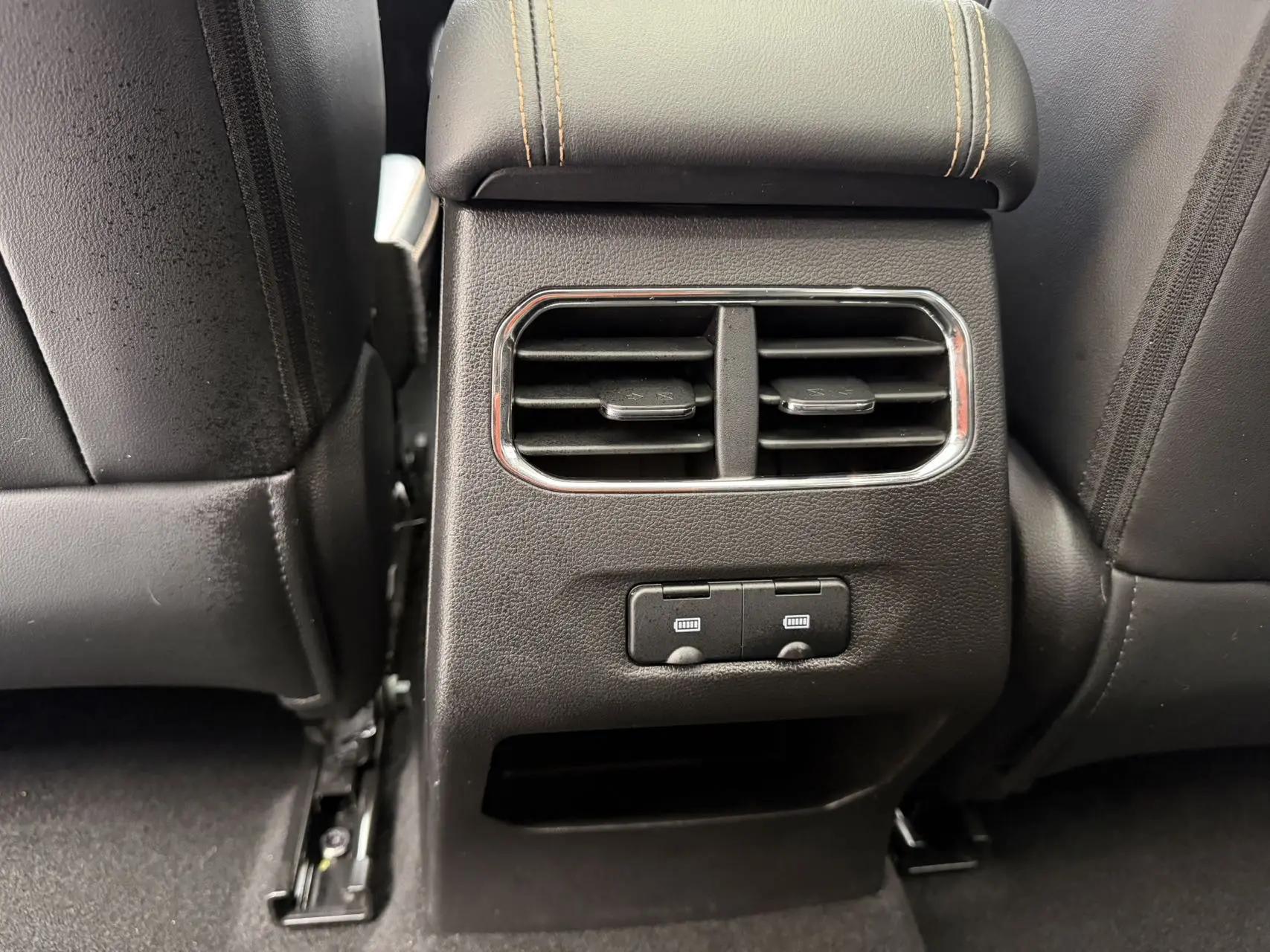 Haval Red Rabbit 2022 Jin Xiang Edition 1.5T Copper Rabbit 11