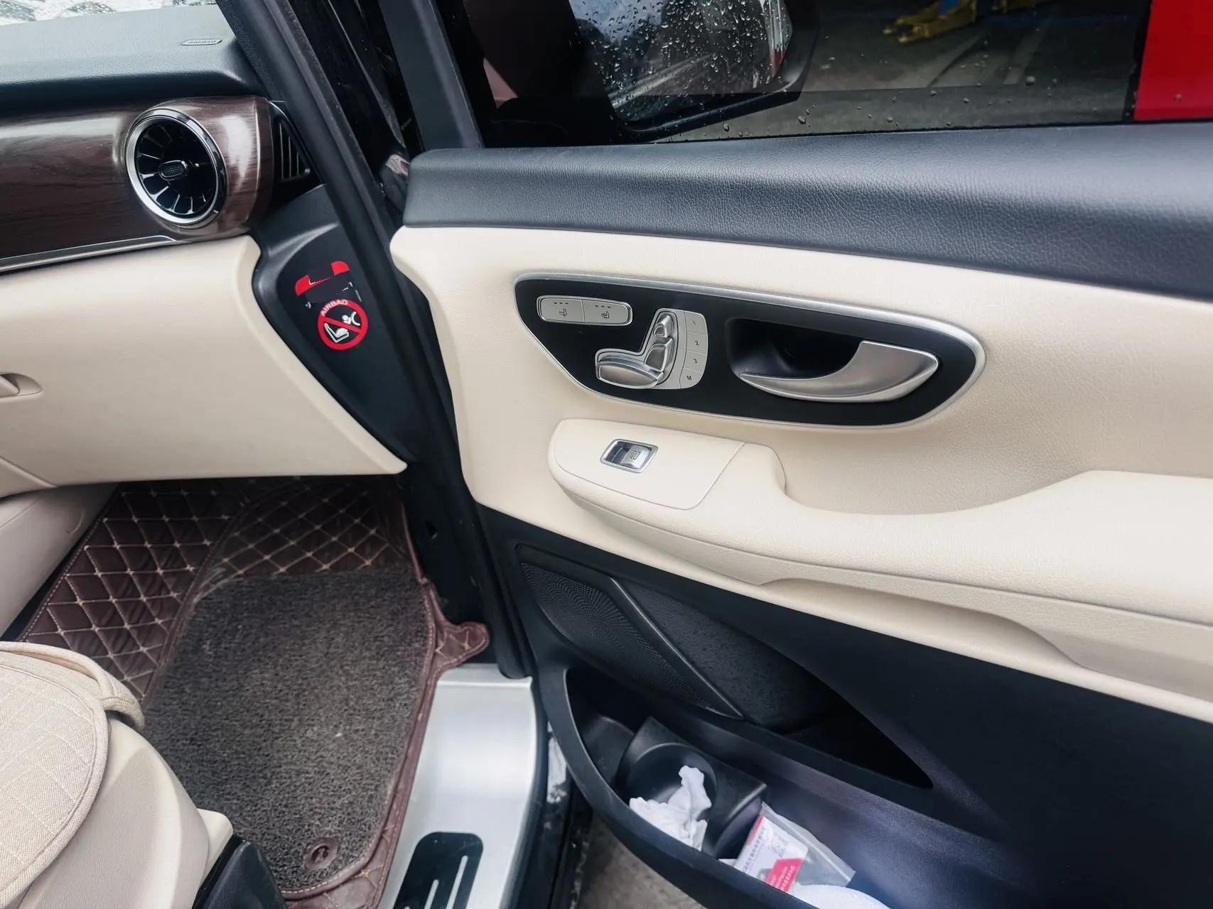 Mercedes Benz V 2020V 260 Premium Edition 4