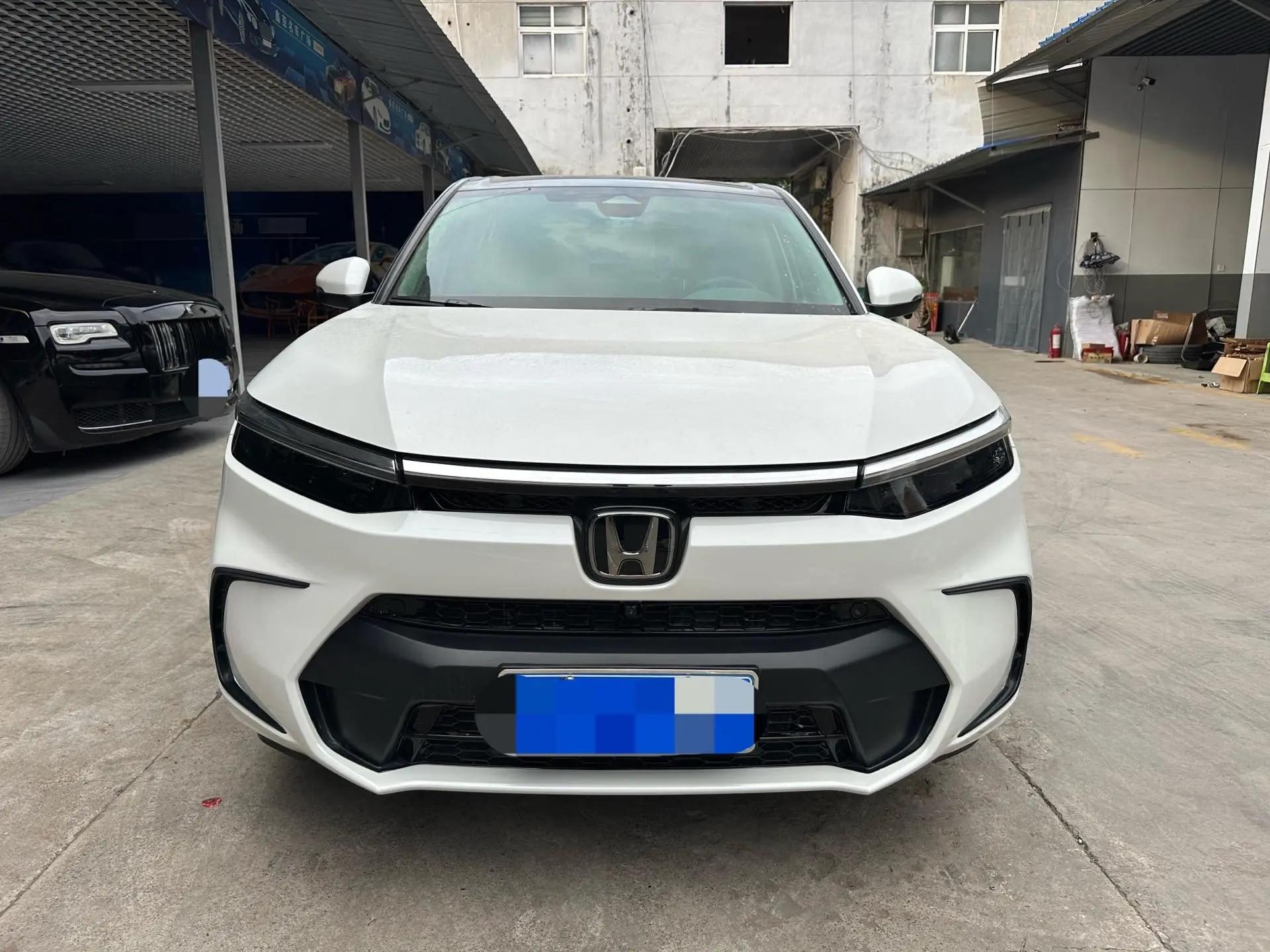 Honda 2025 BREEZE 1.5T CVT 240TURBO Two-Wheel Drive Luxury 5-Seater Automatic 2