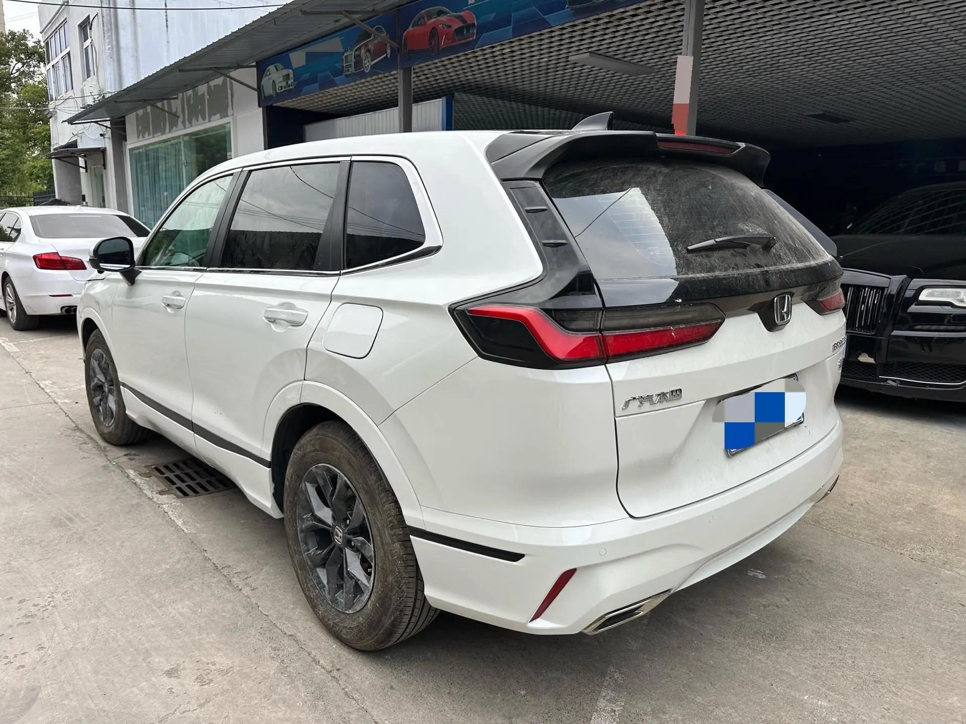 Honda 2025 BREEZE 1.5T CVT 240TURBO Two-Wheel Drive Luxury 5-Seater Automatic 3