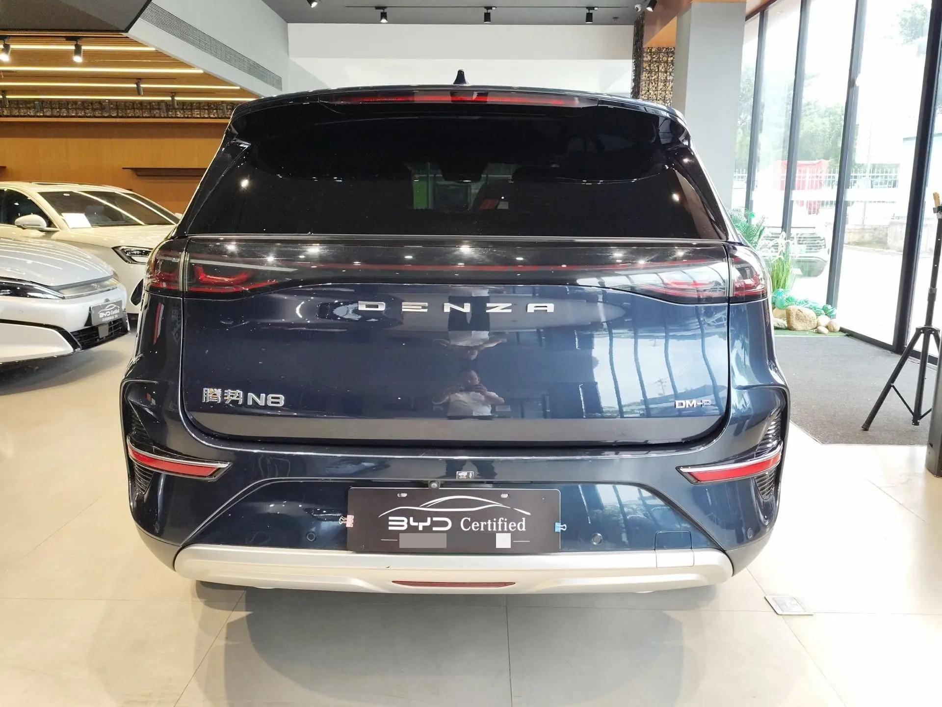 Denza N8 2023 Four-wheel Drive Super Hybrid Flagship Six-seat Edition 8