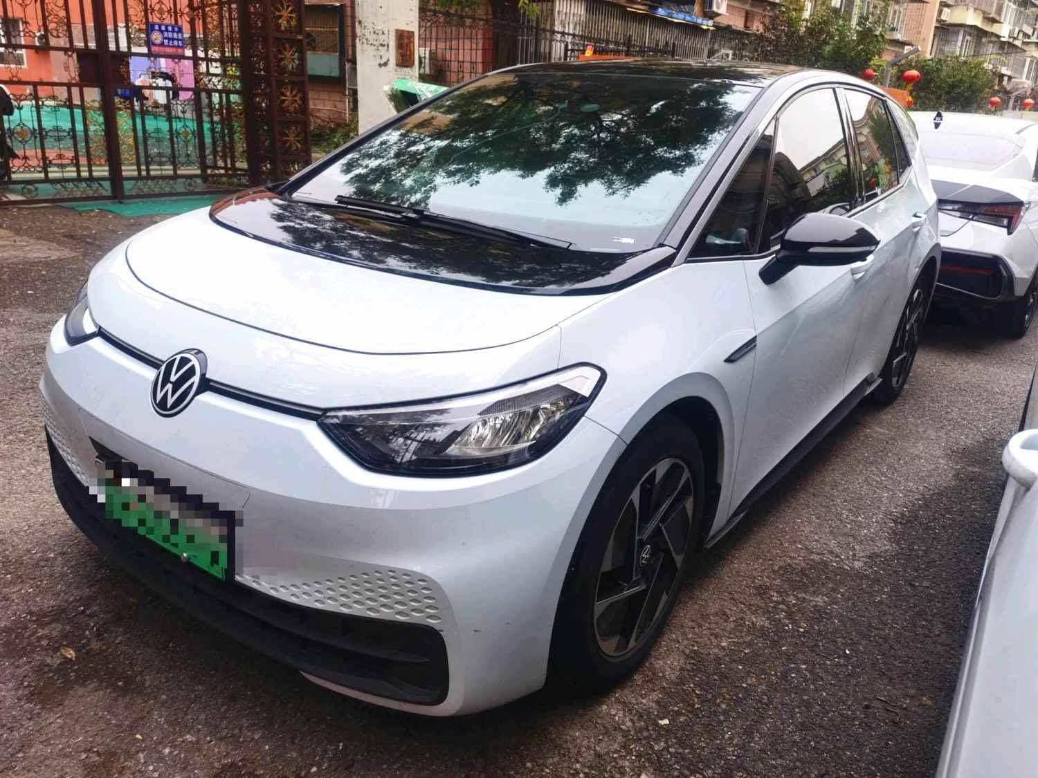Open image lightbox: Volkswagen 2023 ID. 3 Upgraded Pure Smart Edition, Automatic Transmission