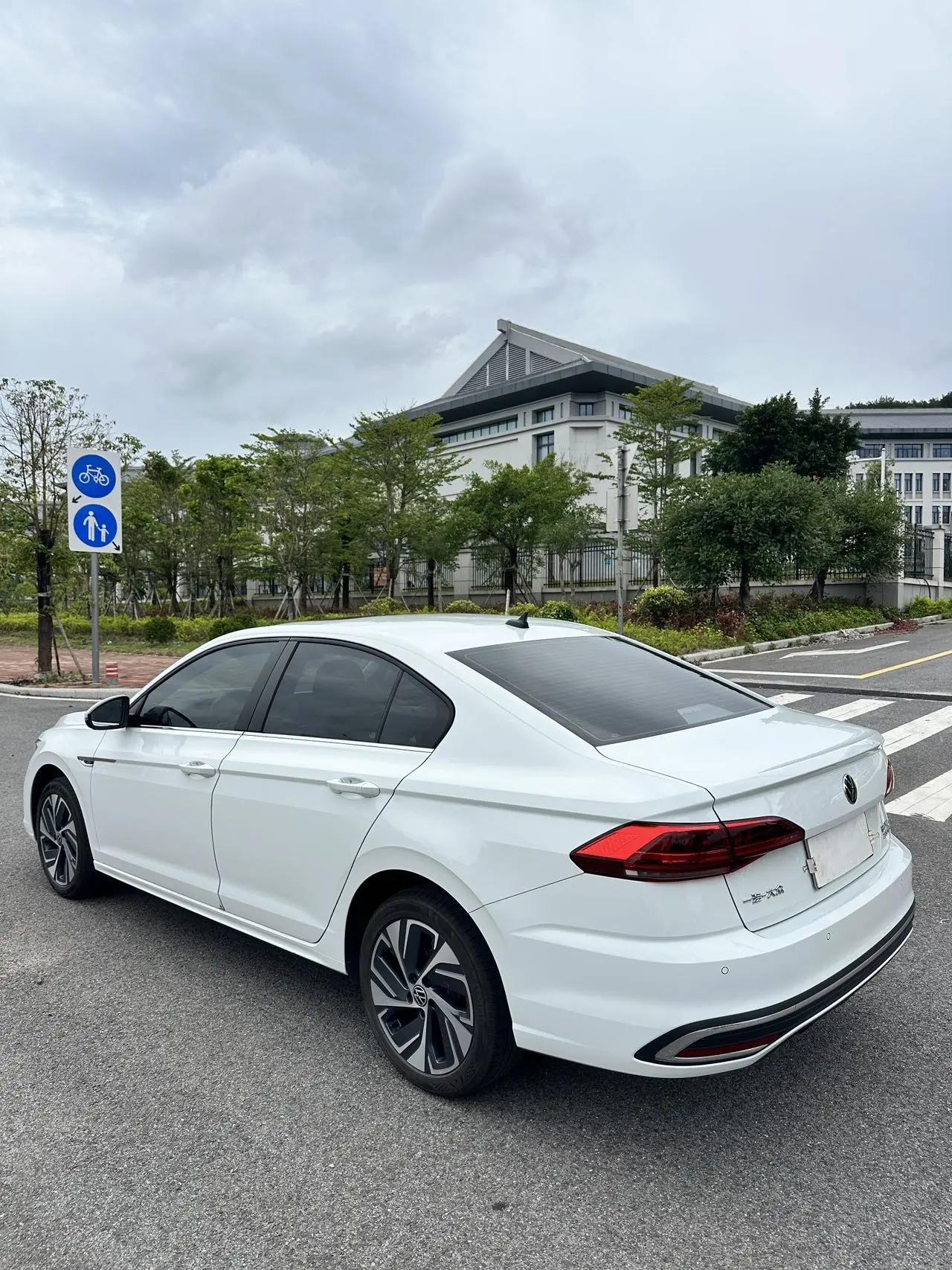 Volkswagen 2024 Bora 1.2TSI 200TSI Zhixing PRO Edition Automatic Gear 8