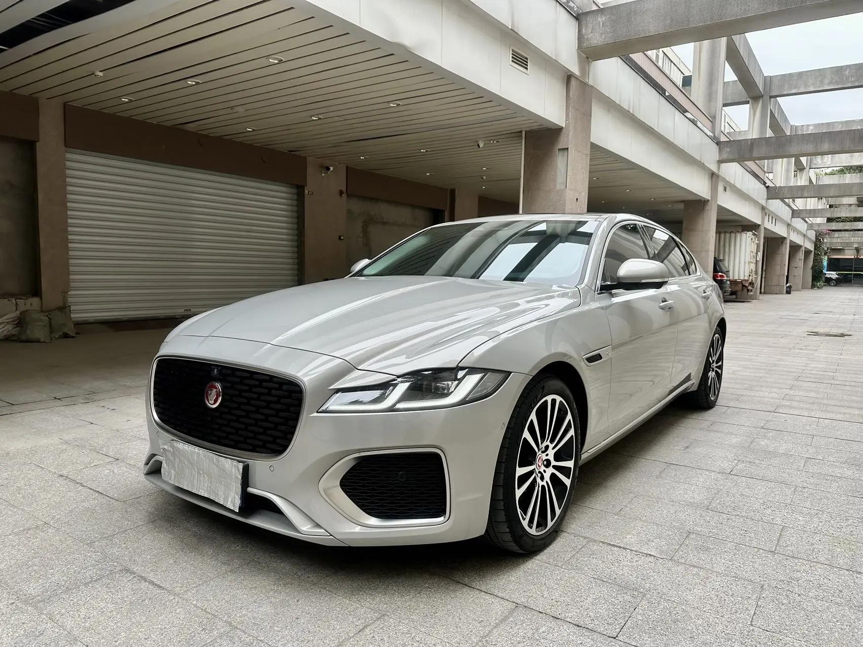 Jaguar 2025 XFL 2.0T P 12500.00g Drive Enjoy Deluxe Edition Automatic Gear